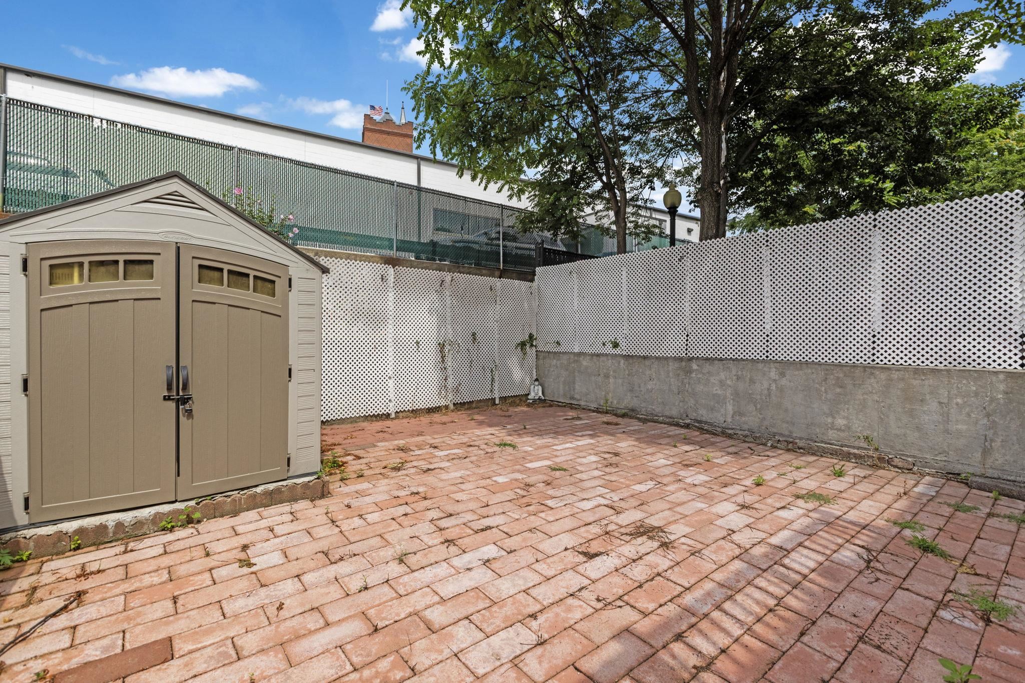 217 HIGHWOOD AVE Unit: 1