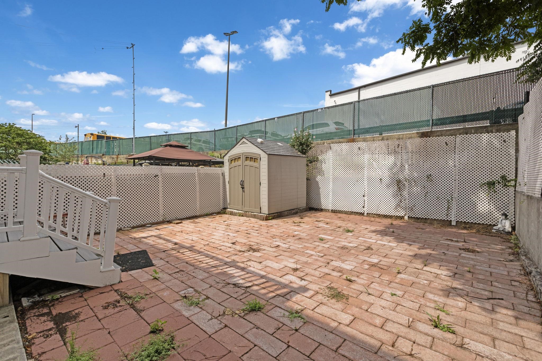 217 HIGHWOOD AVE Unit: 1