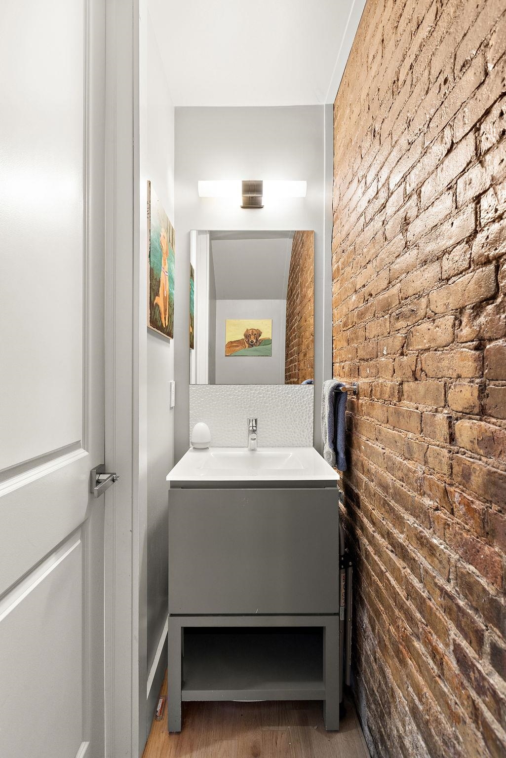 157 8TH ST Unit: 2