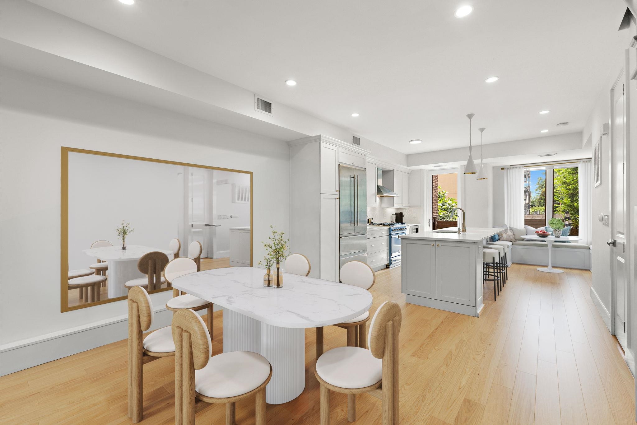 157 8TH ST Unit: 2