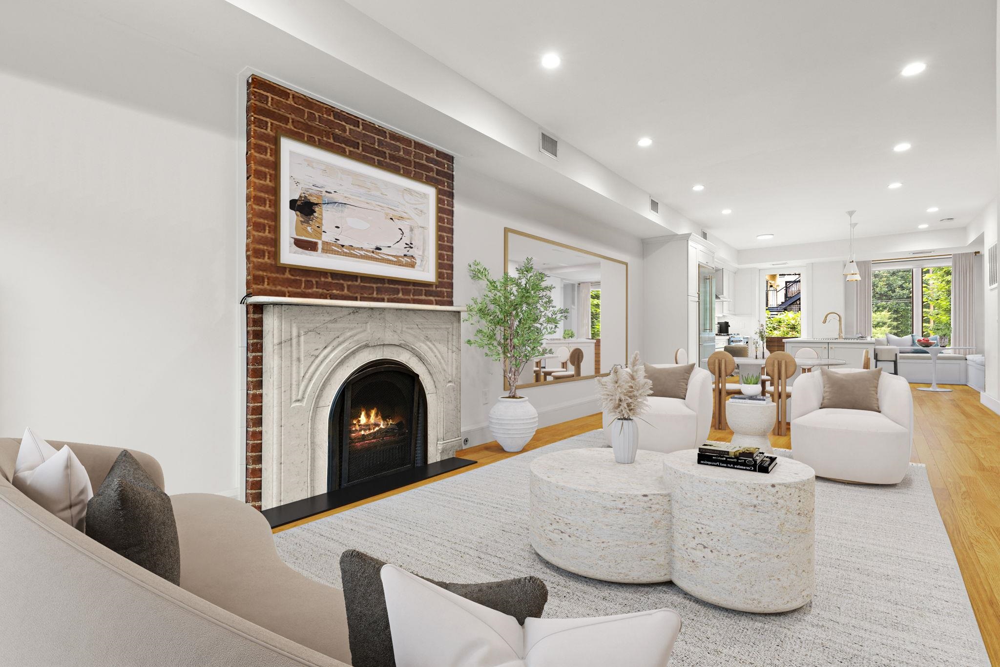 157 8TH ST Unit: 2
