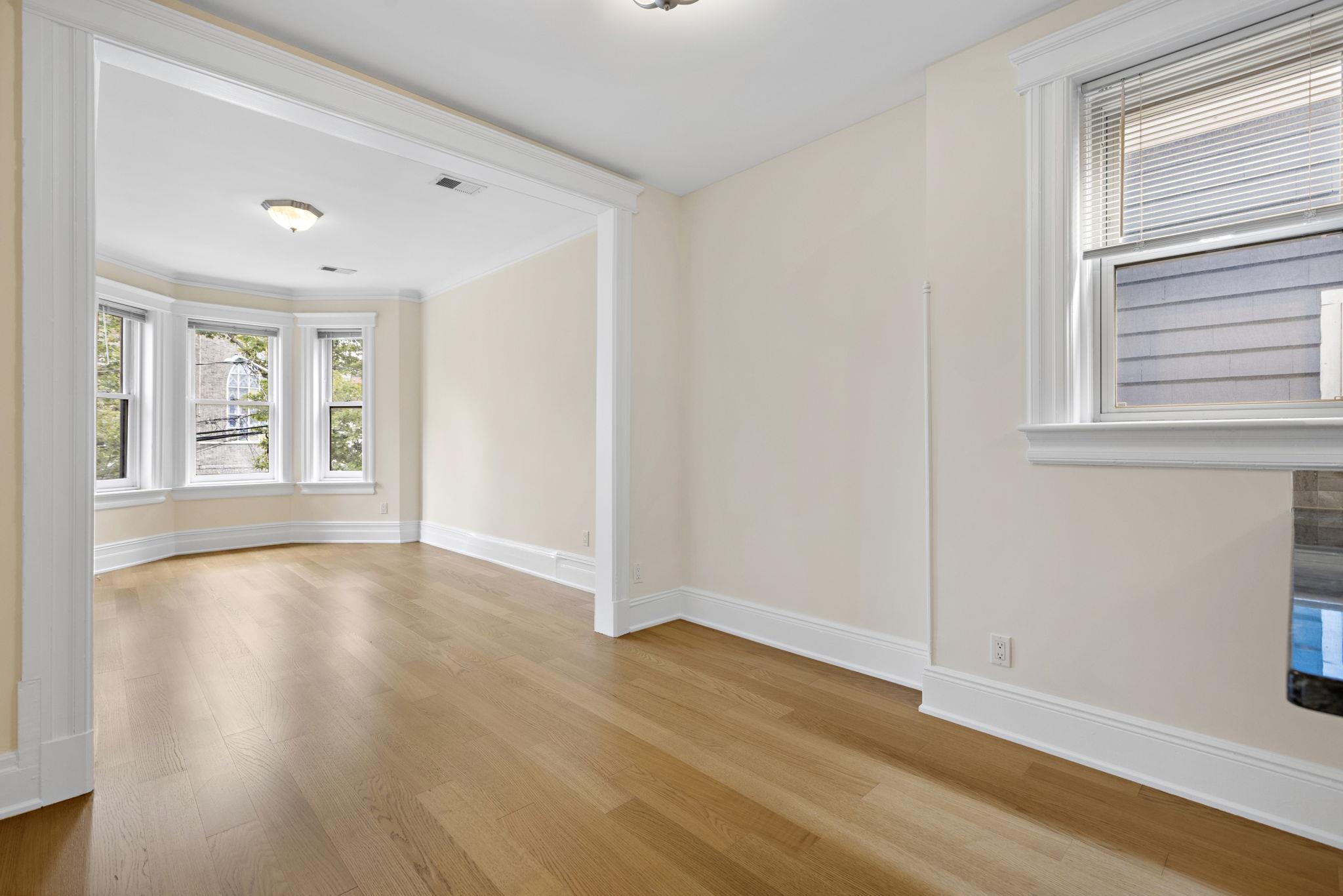 83 MAGNOLIA AVE Unit: 2