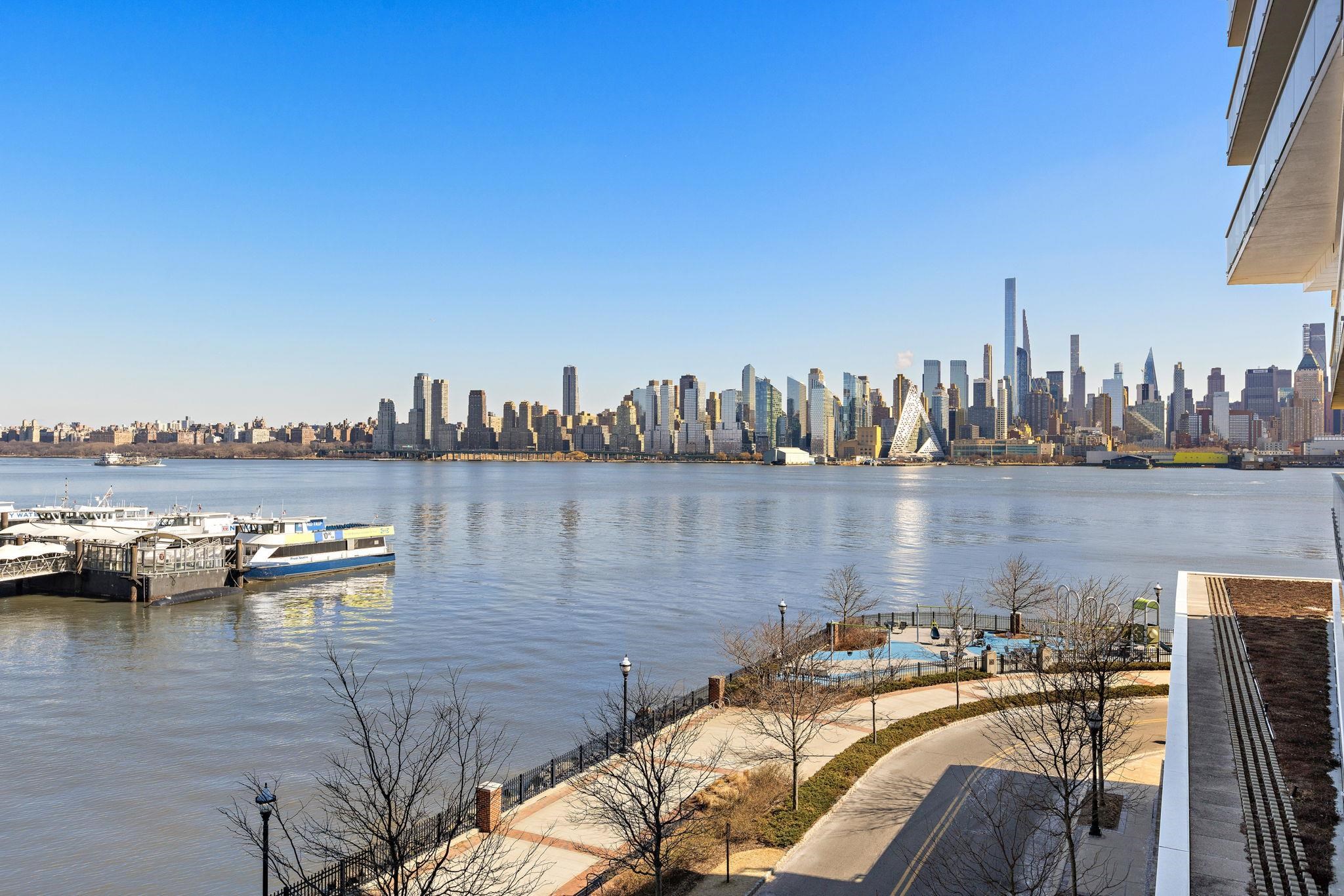 800 AVENUE AT PORT IMPERIAL Unit: 403