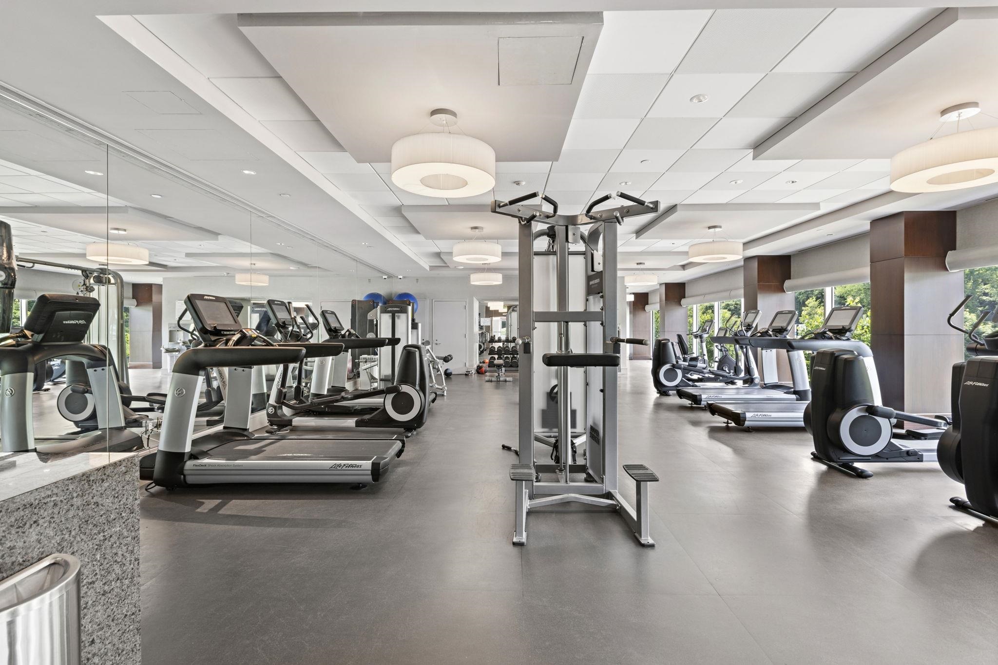 800 AVENUE AT PORT IMPERIAL Unit: 403