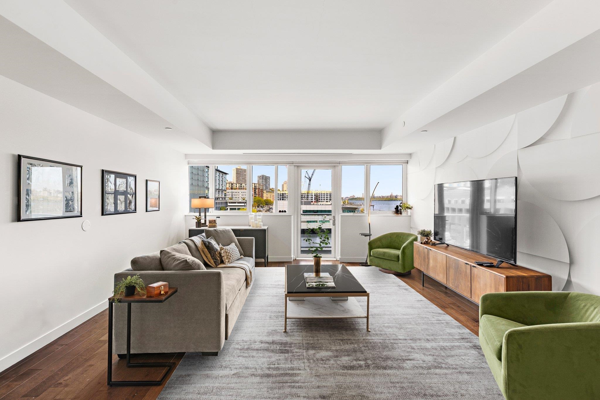 800 AVENUE AT PORT IMPERIAL Unit: 403