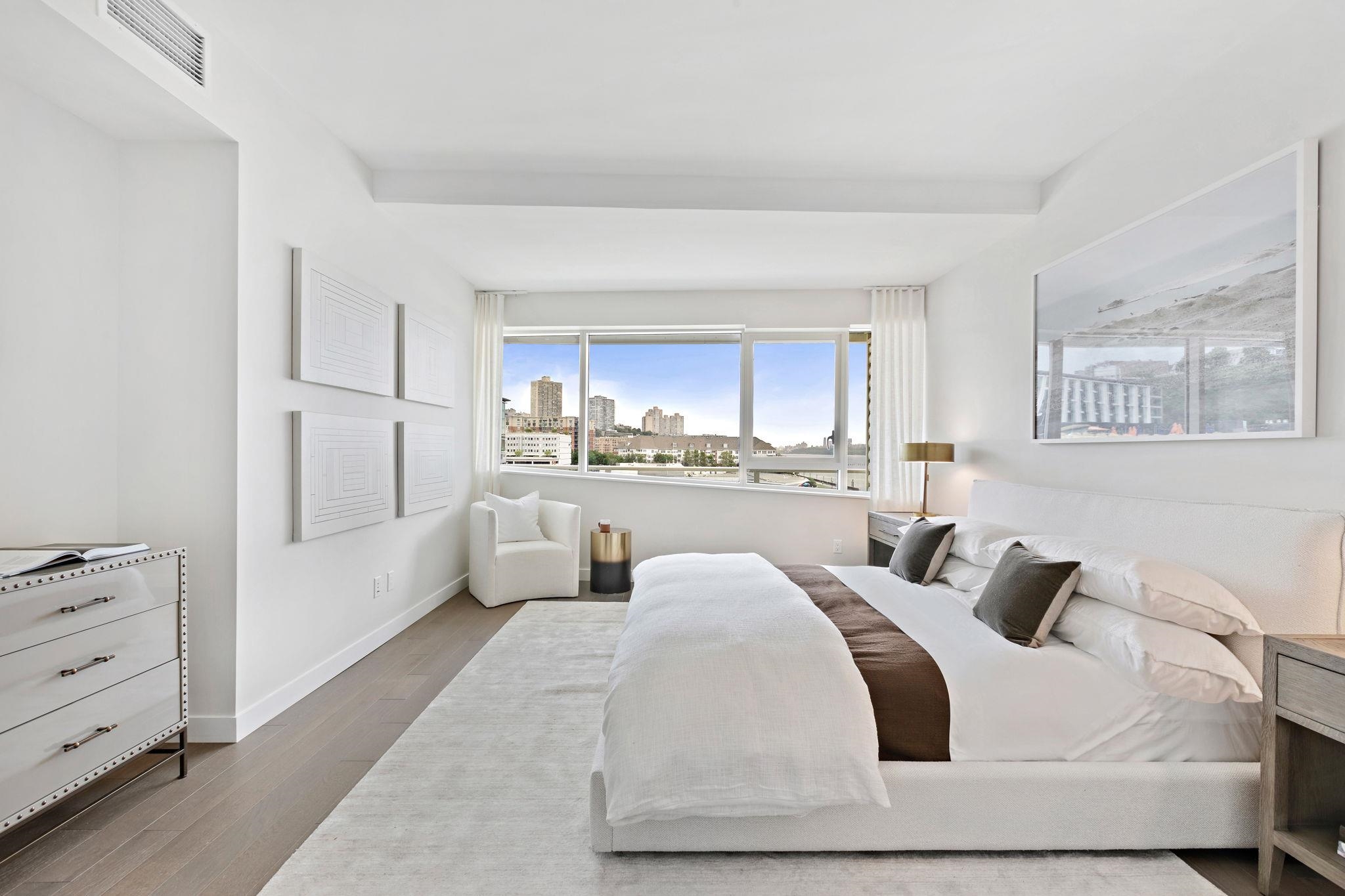 800 AVENUE AT PORT IMPERIAL Unit: 403