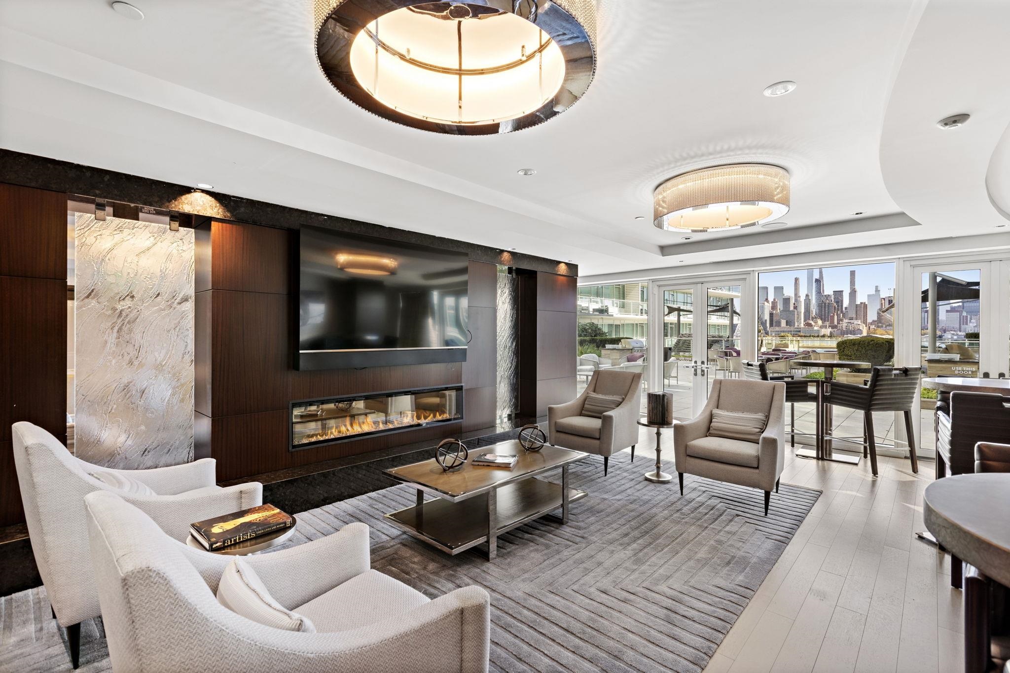 800 AVENUE AT PORT IMPERIAL Unit: 403