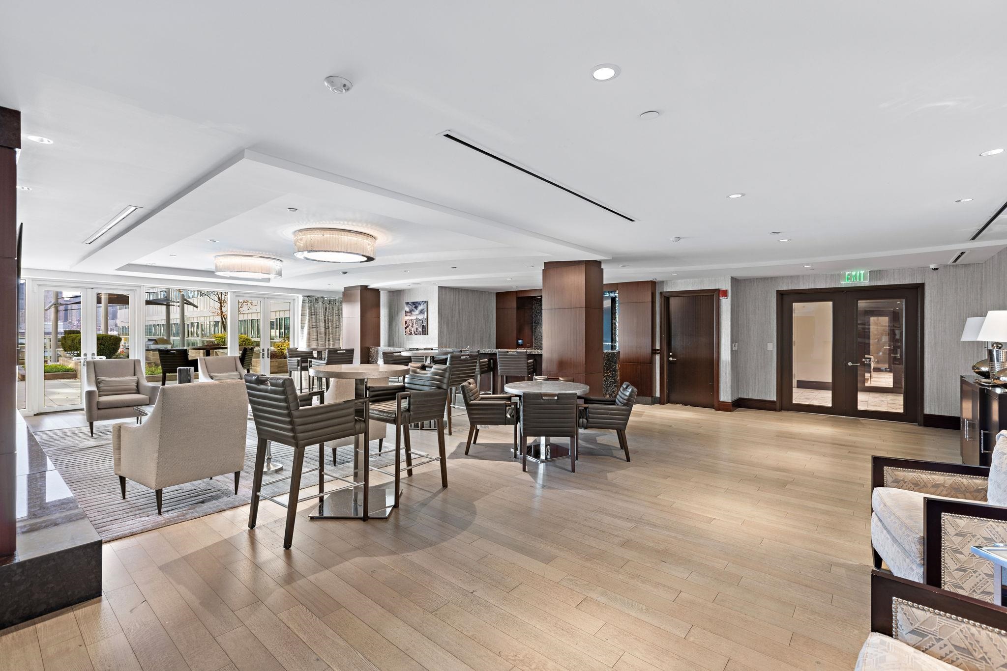 800 AVENUE AT PORT IMPERIAL Unit: 403