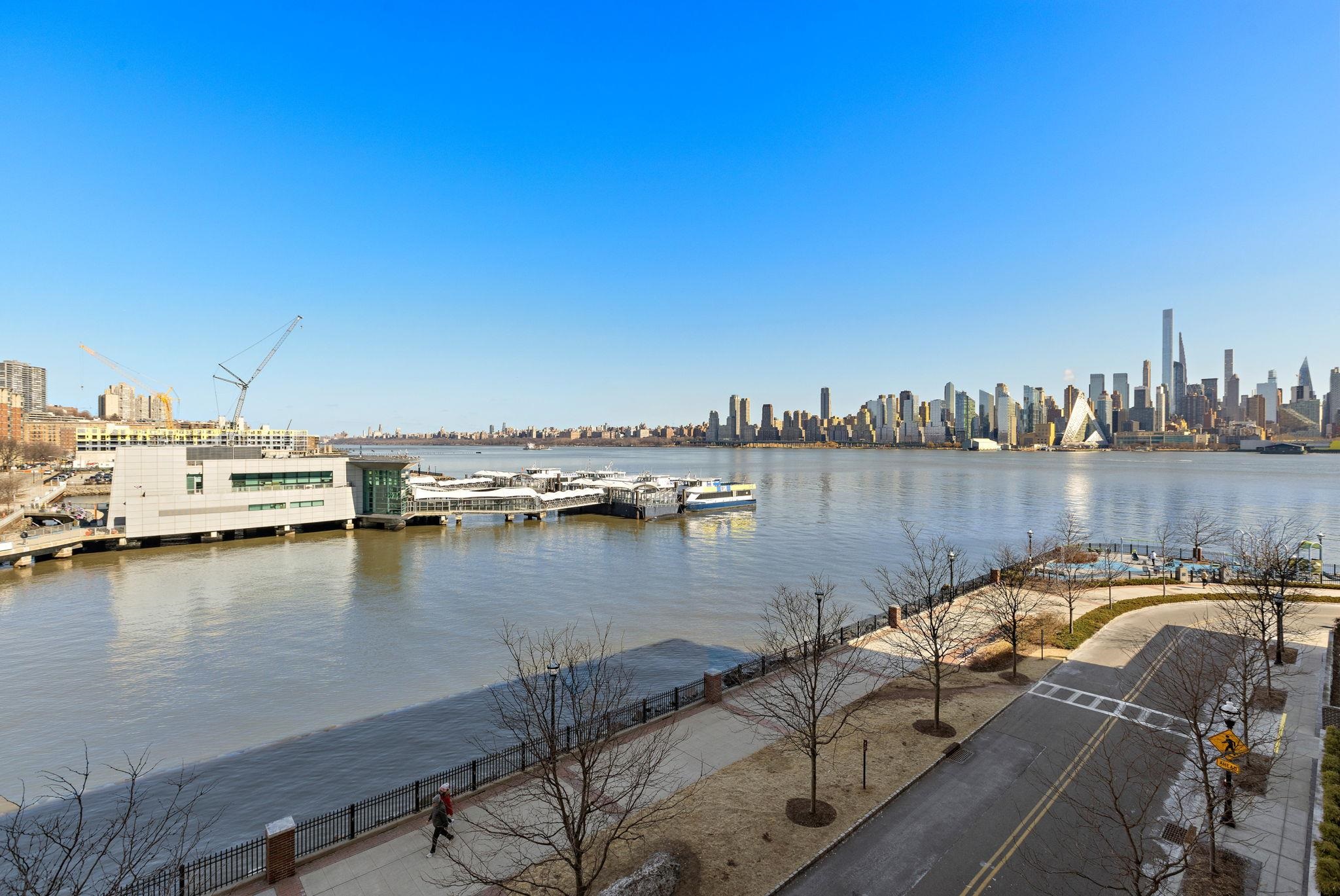 800 AVENUE AT PORT IMPERIAL Unit: 403
