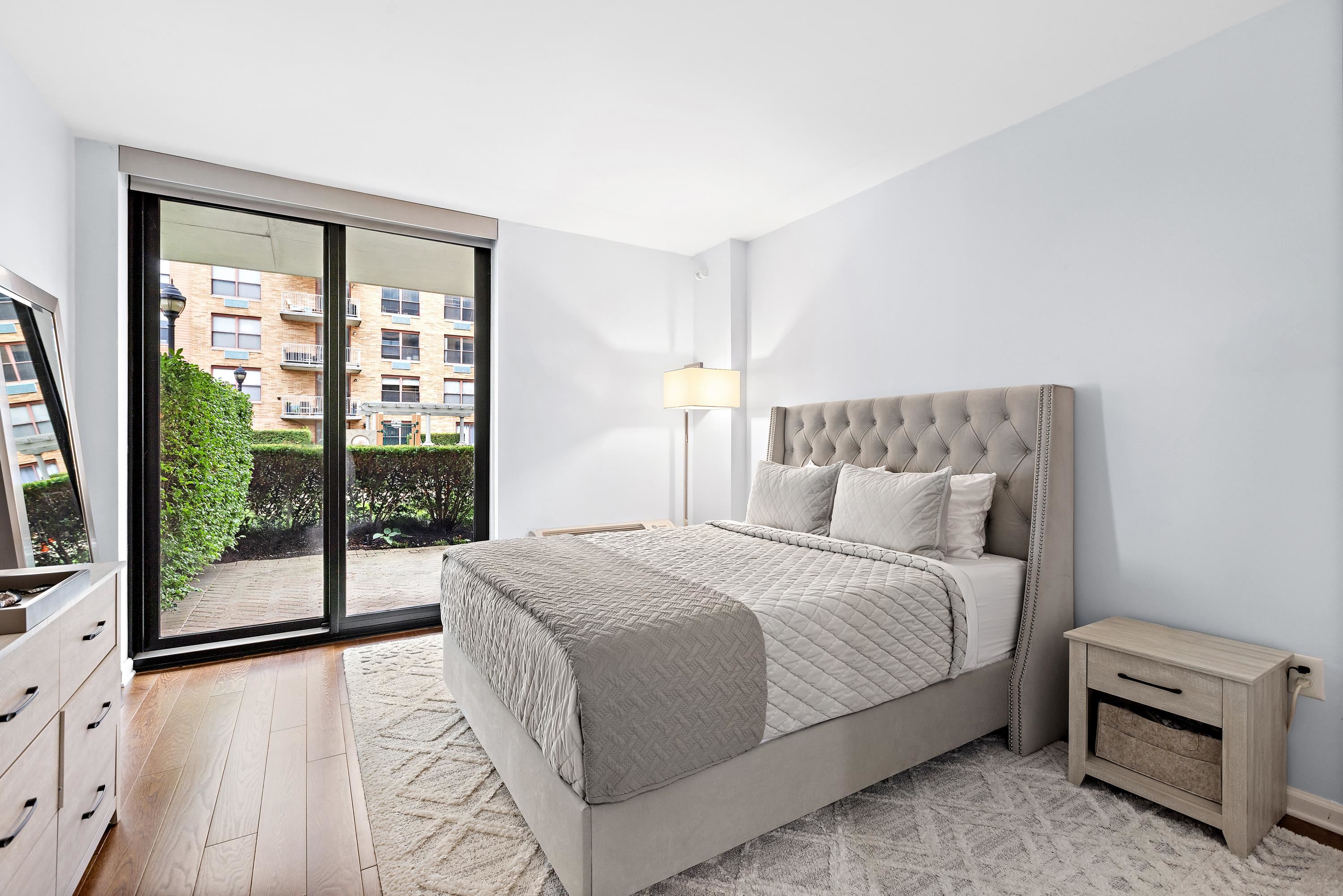 2 CONSTITUTION CT Unit: 413