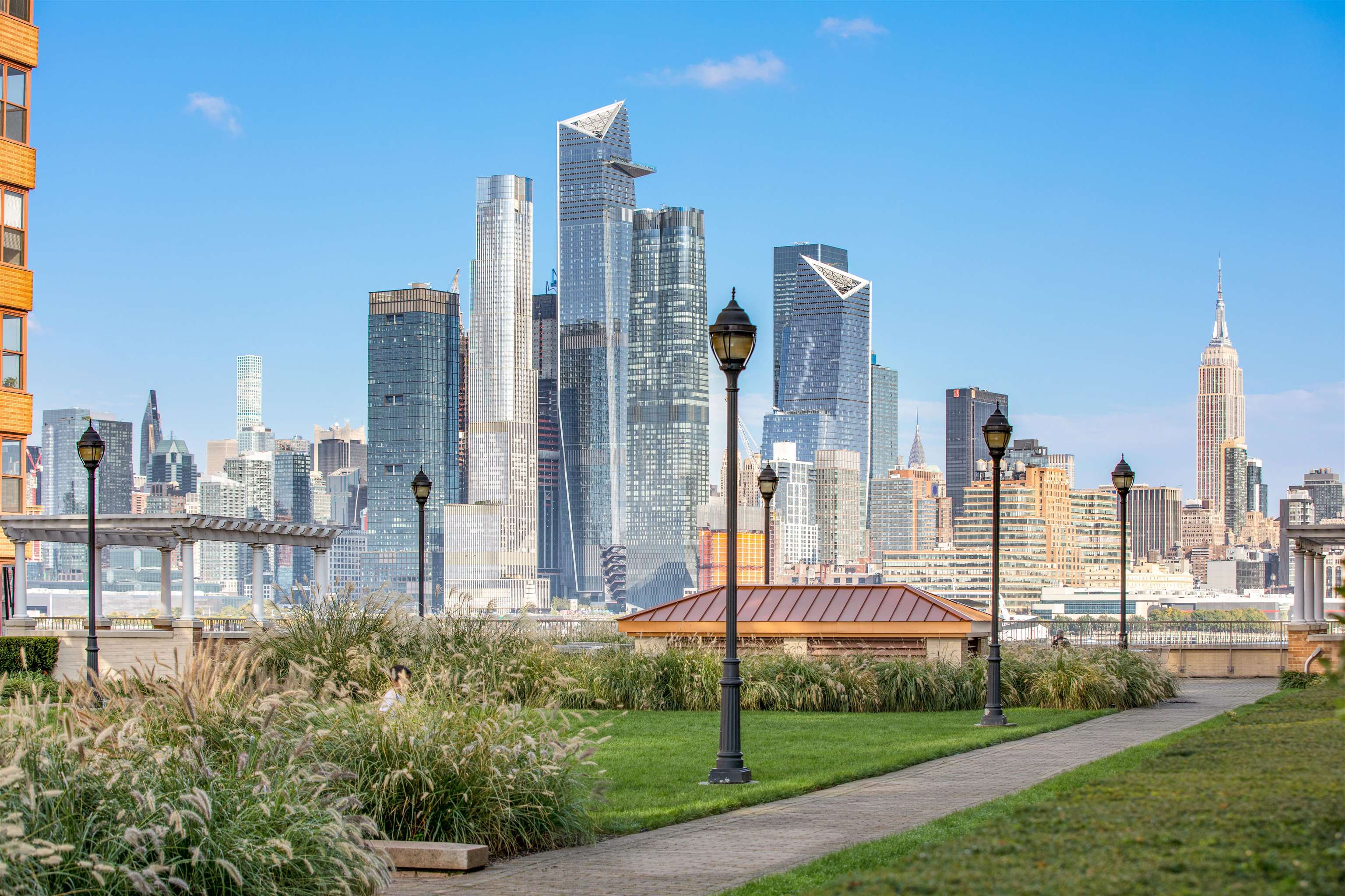 2 CONSTITUTION CT Unit: 413