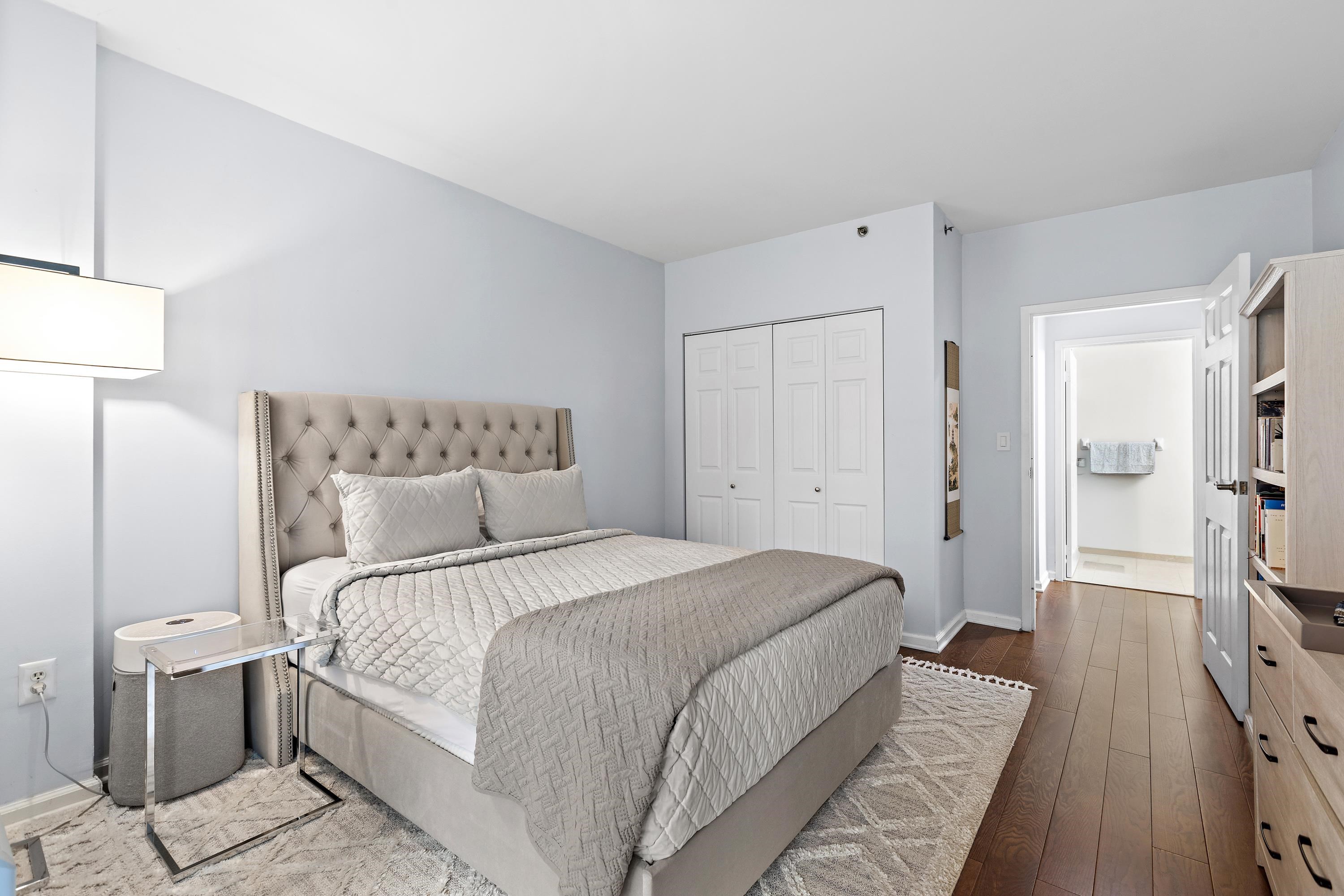 2 CONSTITUTION CT Unit: 413