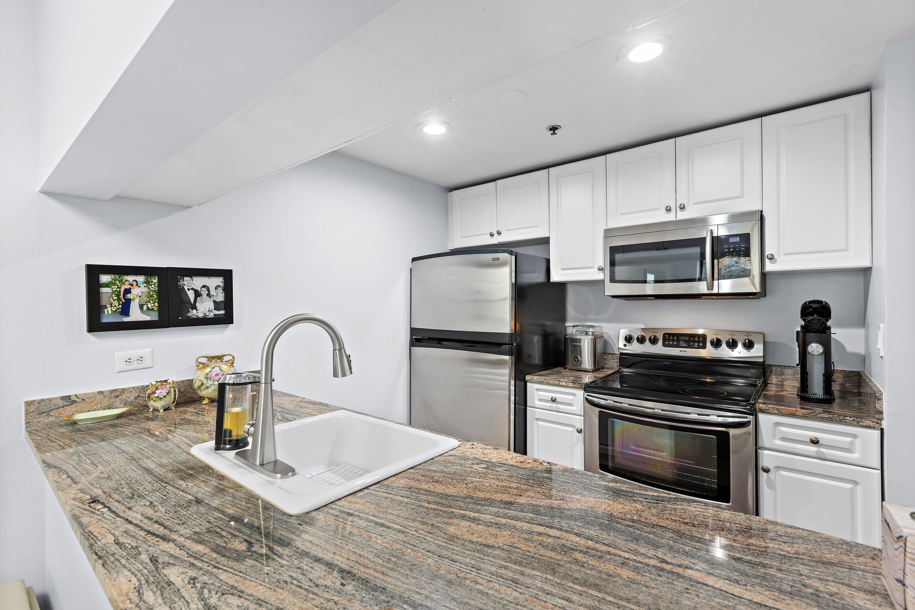 2 CONSTITUTION CT Unit: 413