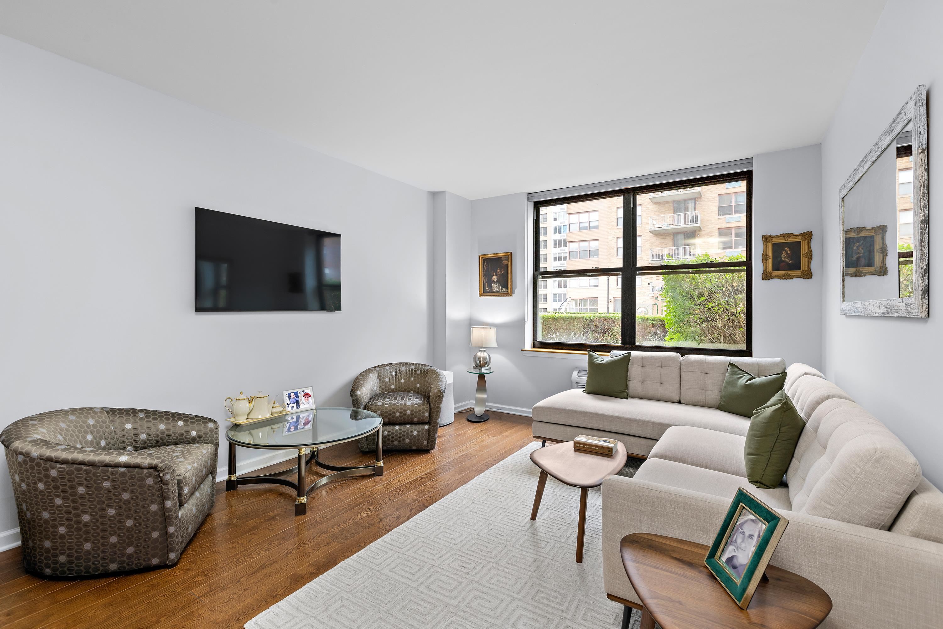 2 CONSTITUTION CT Unit: 413