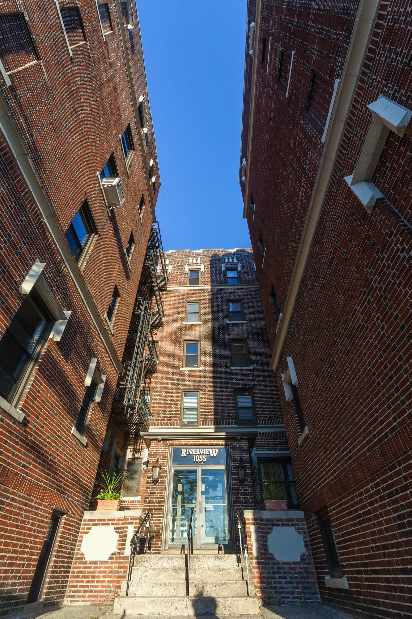 1055 BLVD EAST Unit: C9