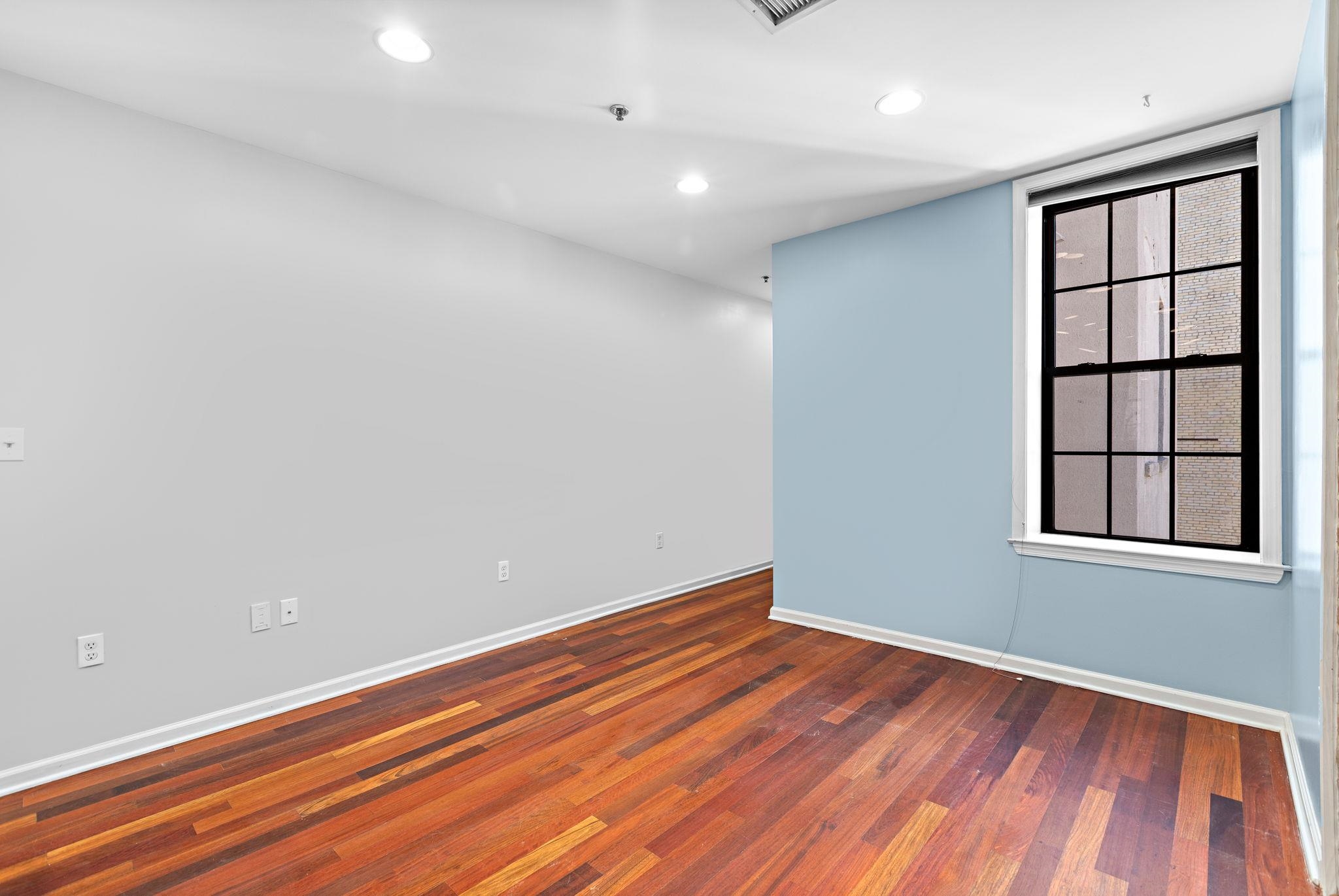 508 GRAND ST Unit: 4R