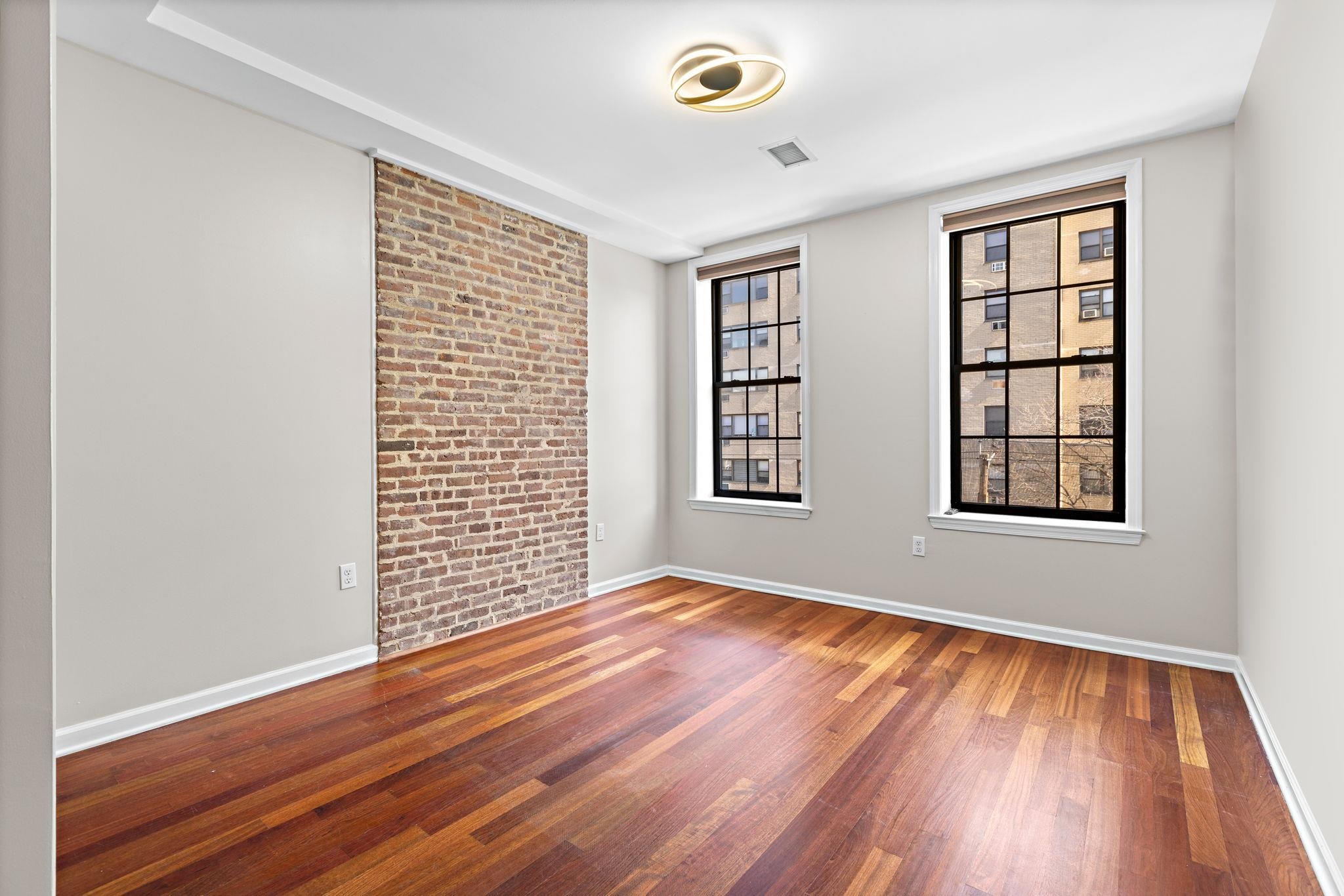 508 GRAND ST Unit: 4R