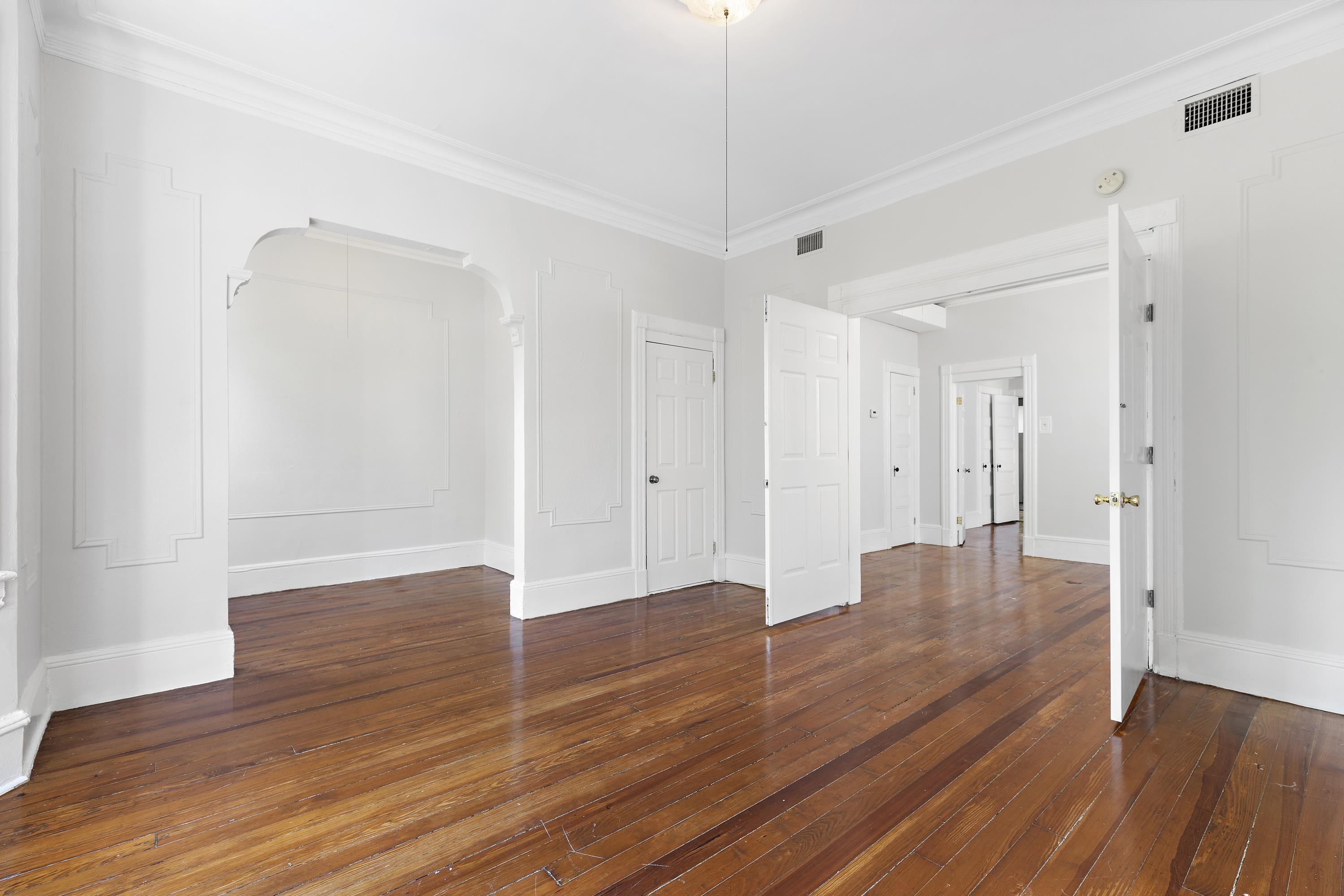 11 HUDSON PL Unit: 2