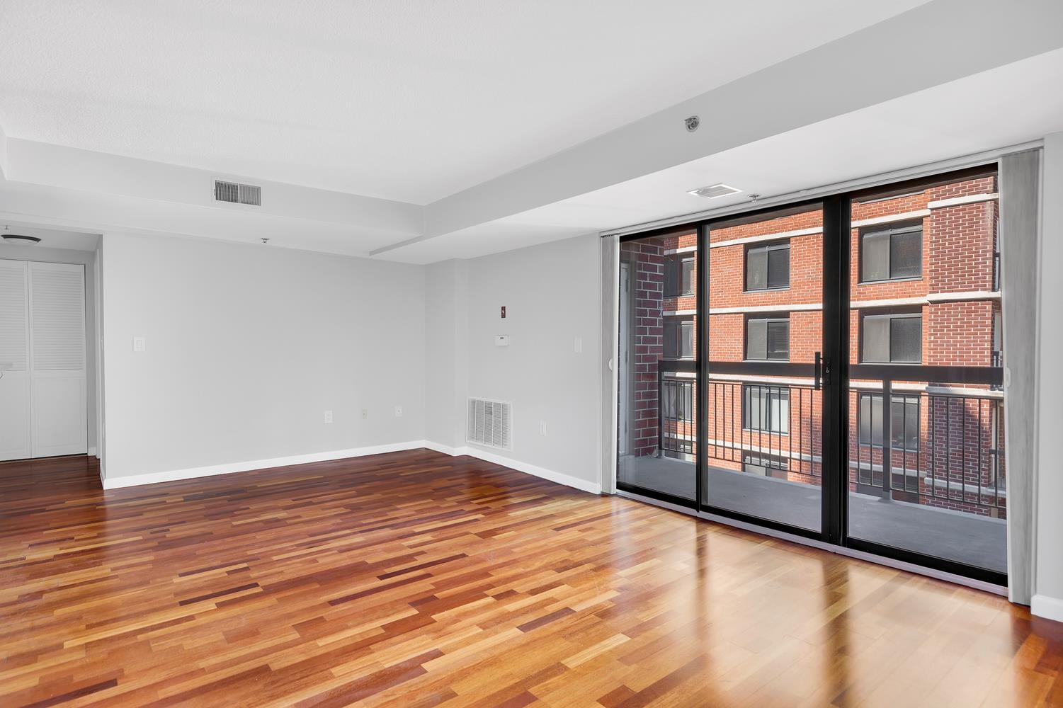 700 1ST ST Unit: 9D