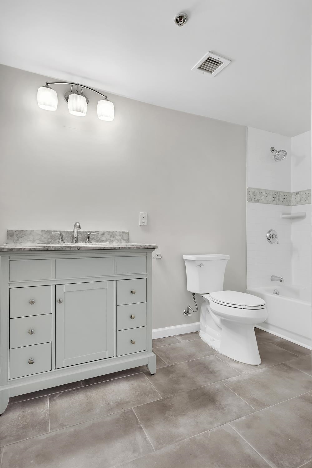 700 1ST ST Unit: 9D