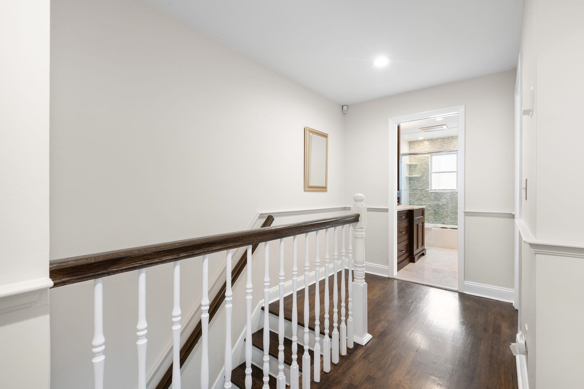 821 BLOOMFIELD ST