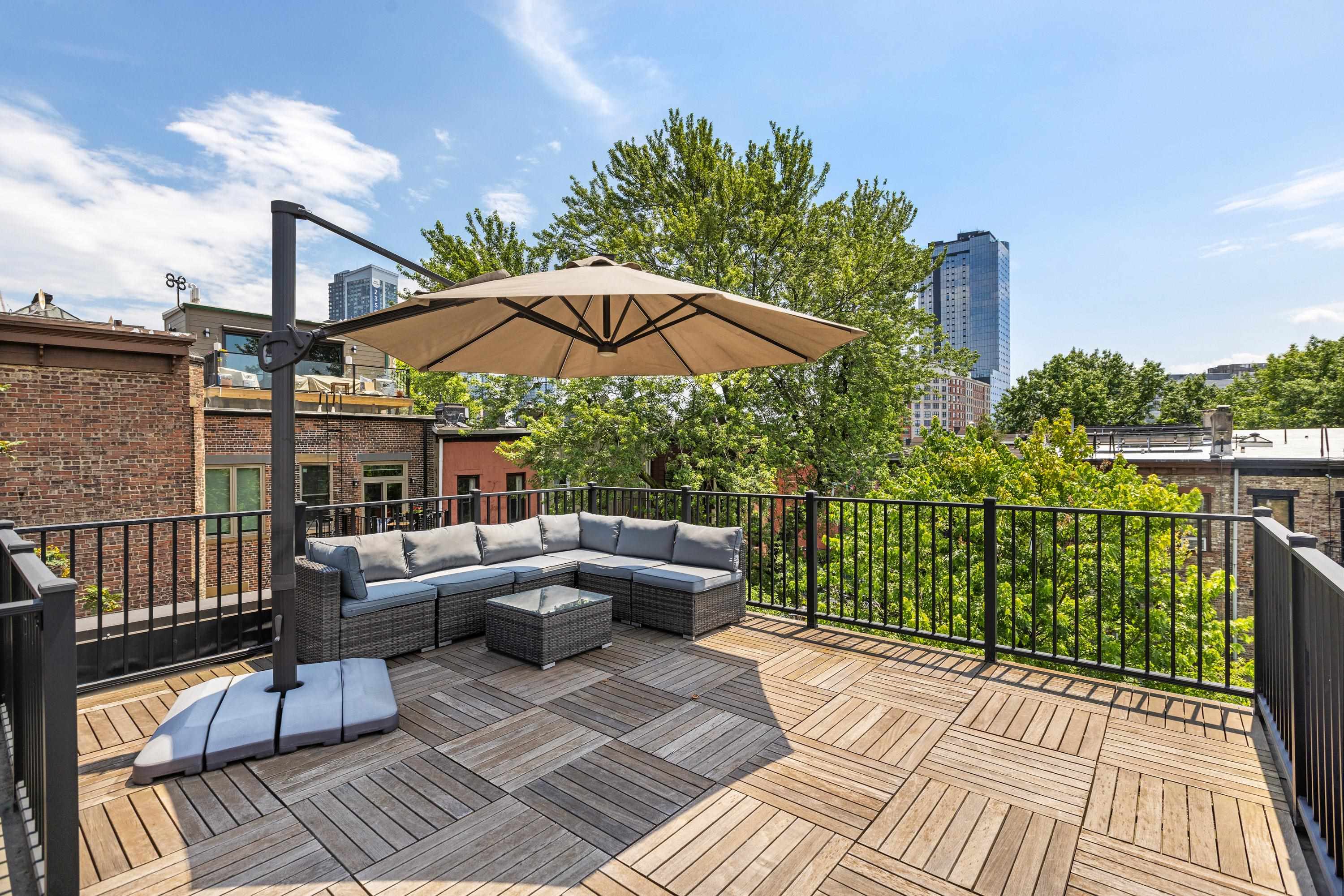 297.5 MONTGOMERY ST Unit: 2