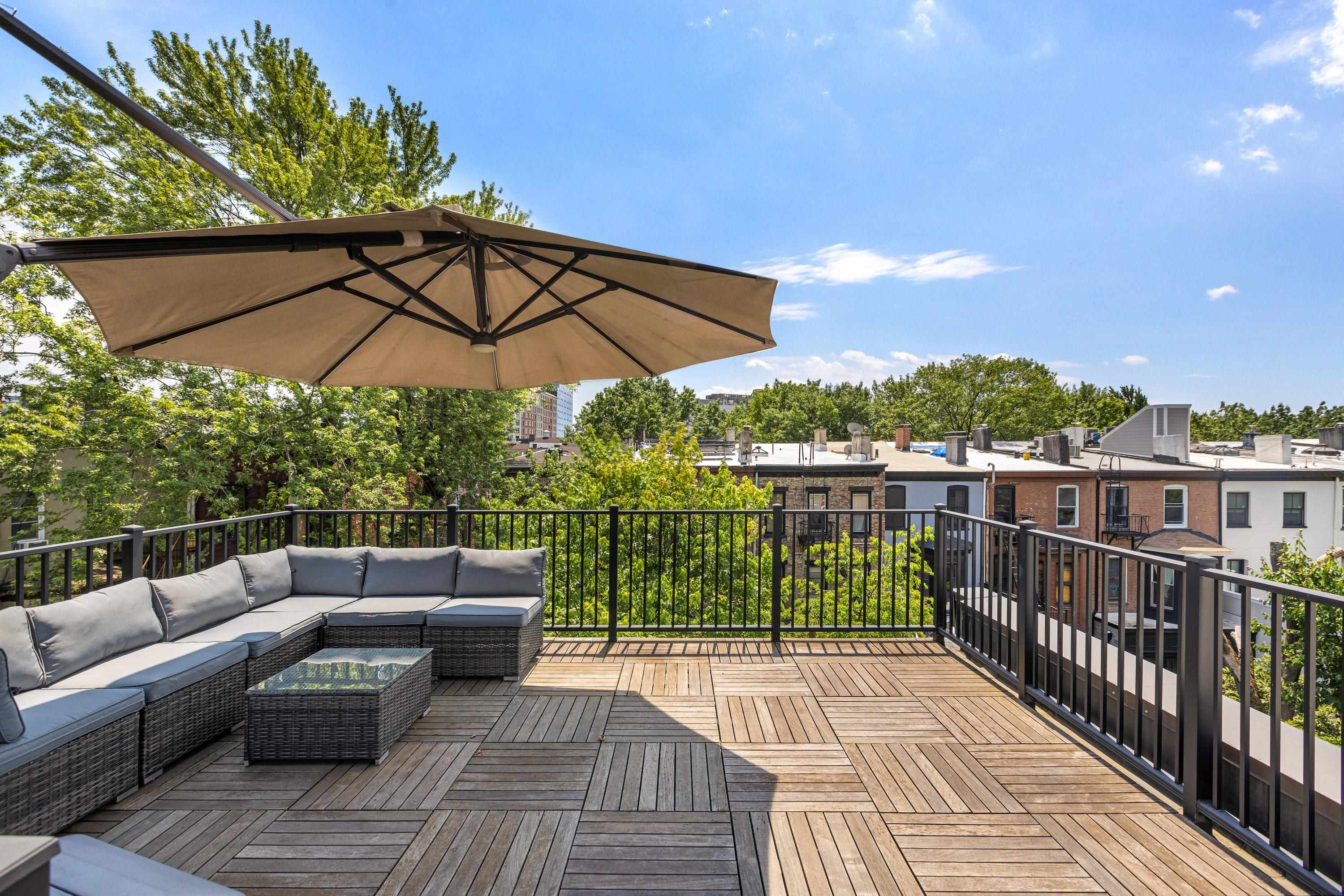 297.5 MONTGOMERY ST Unit: 2