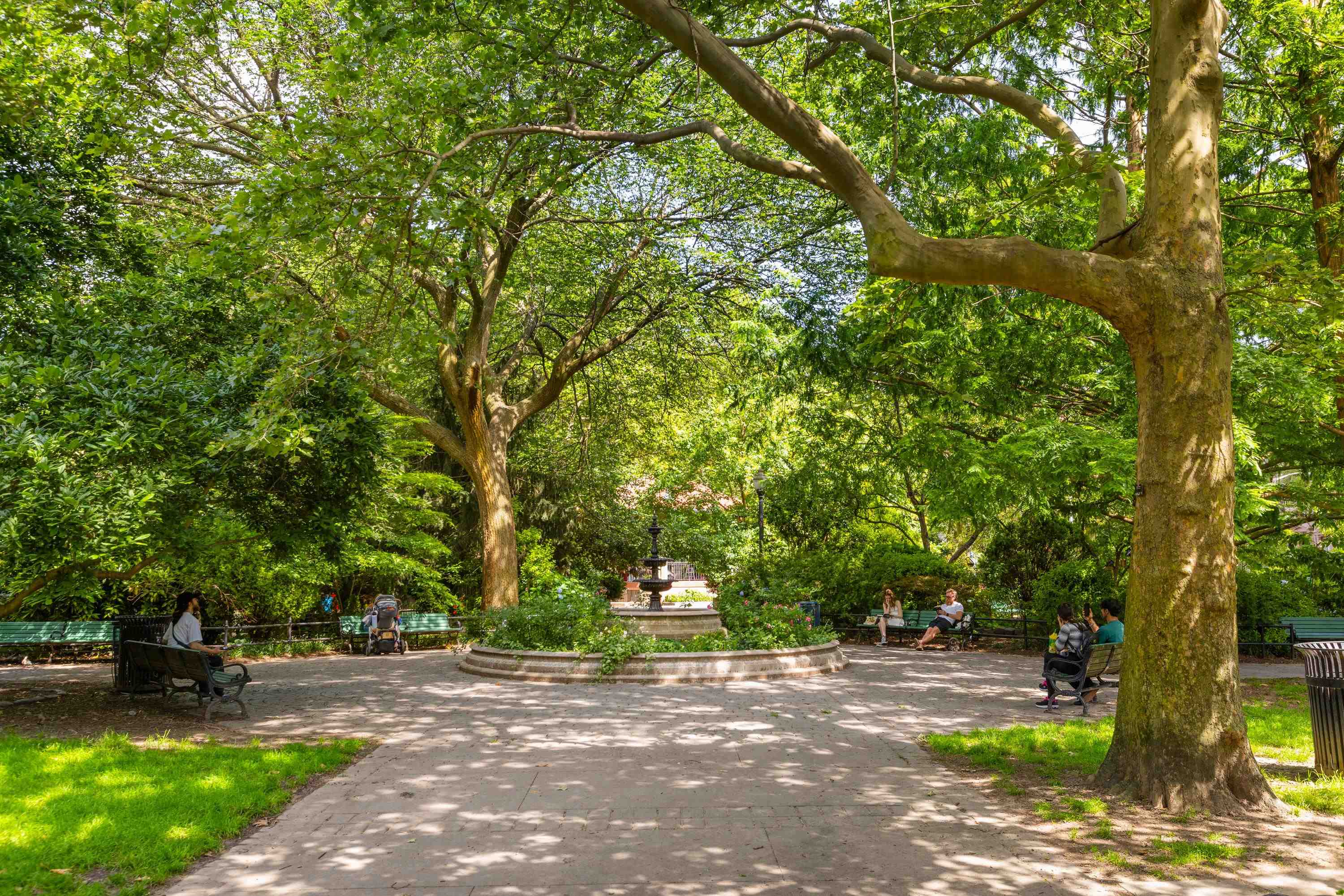 297.5 MONTGOMERY ST Unit: 2