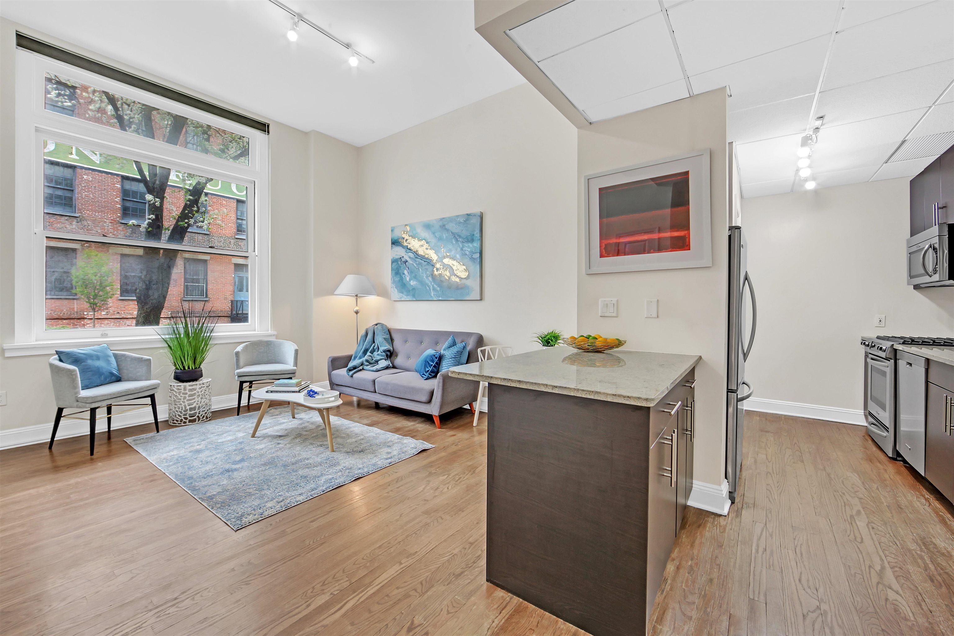 167 WAYNE ST Unit: 105