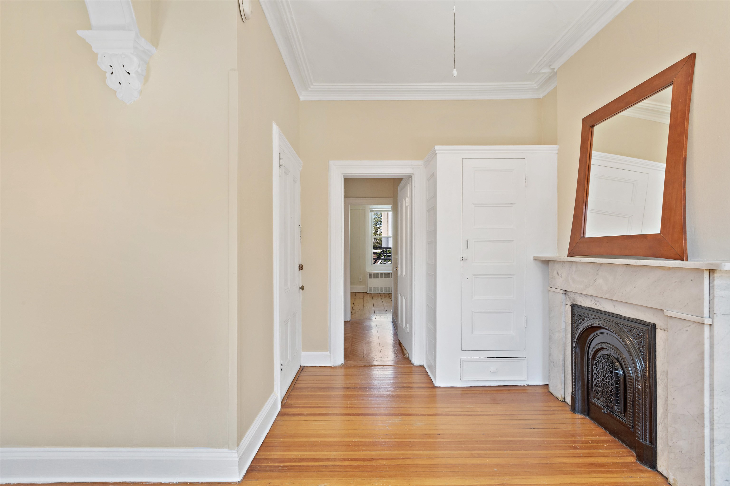804 BLOOMFIELD ST Unit: 2