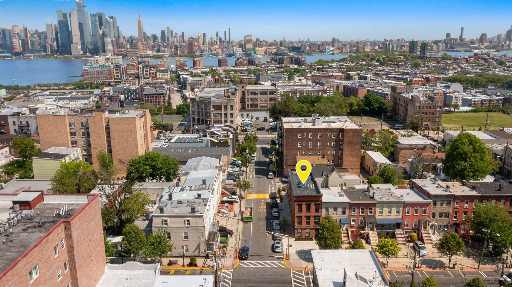 520 NEW YORK AVE Unit: 2