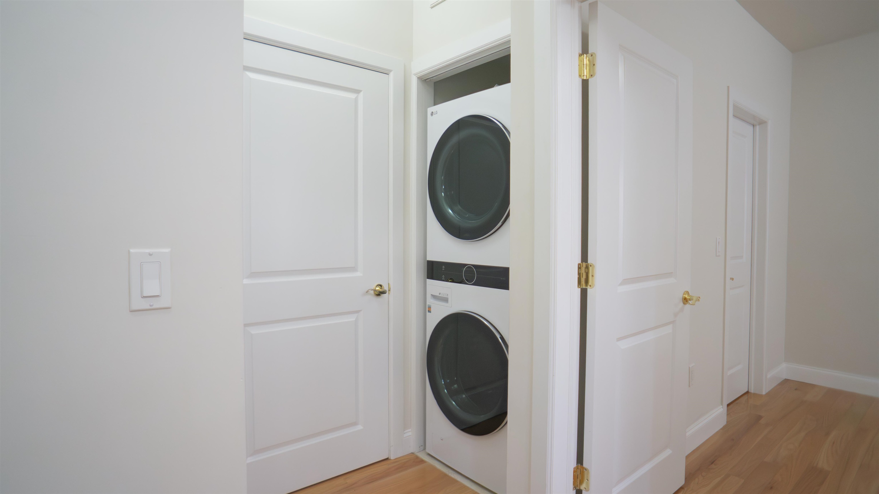 31 HACKENSACK PLANK RD Unit: 2A