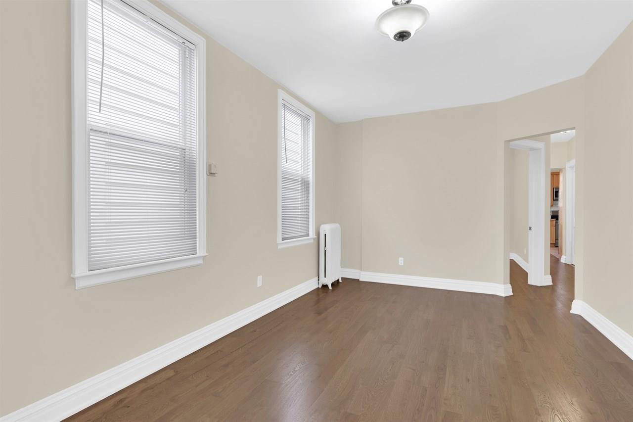 80 FULTON ST Unit: 2