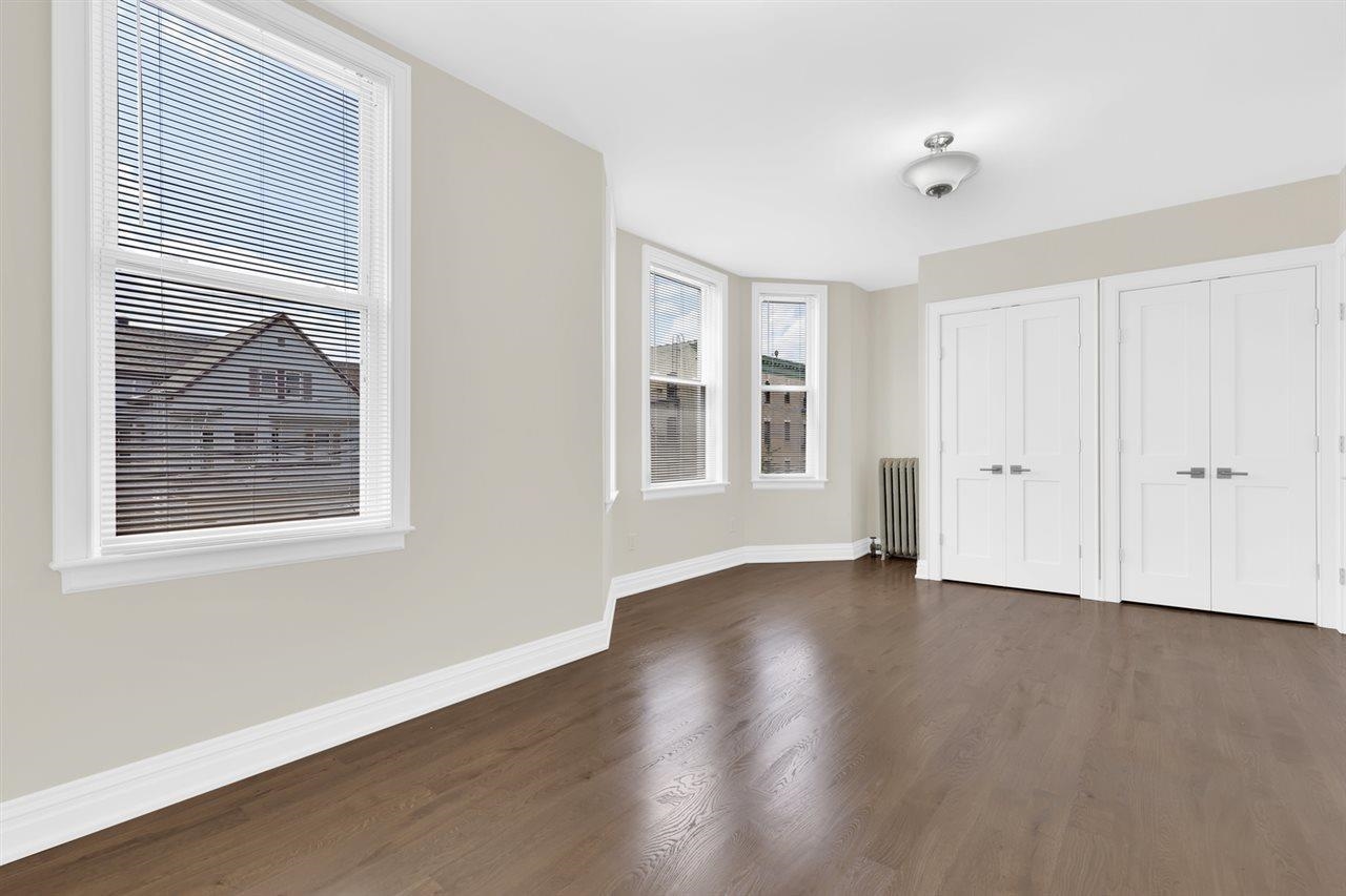 80 FULTON ST Unit: 2