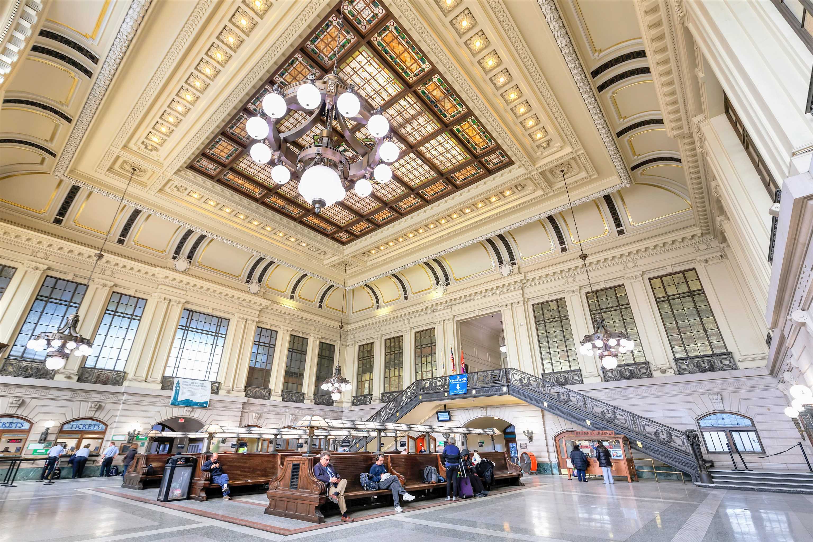 1107 WASHINGTON ST Unit: 6