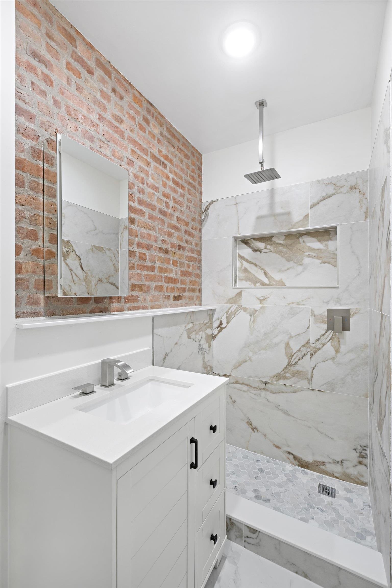 548 PALISADE AVE Unit: 3