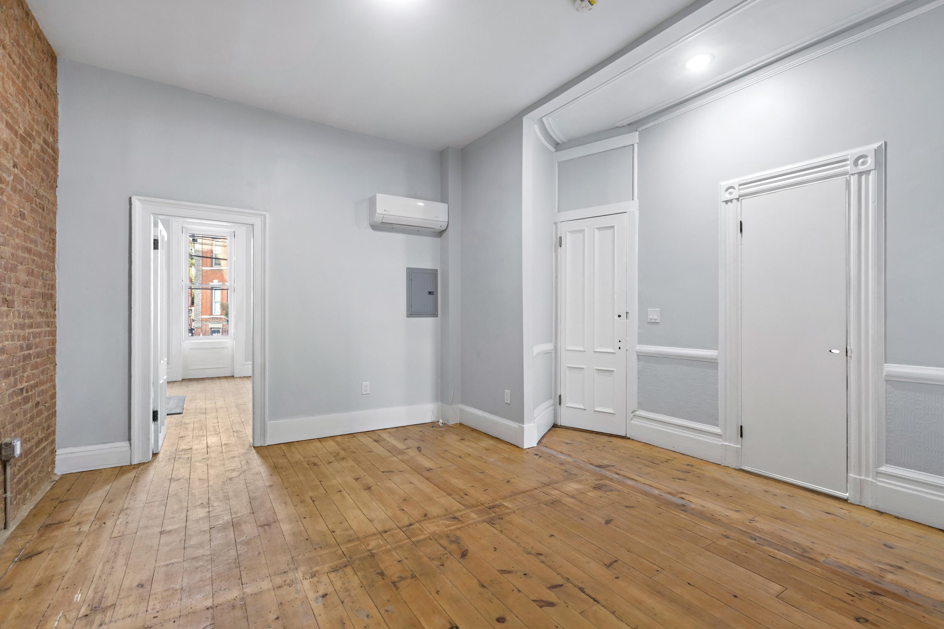 548 PALISADE AVE Unit: 3