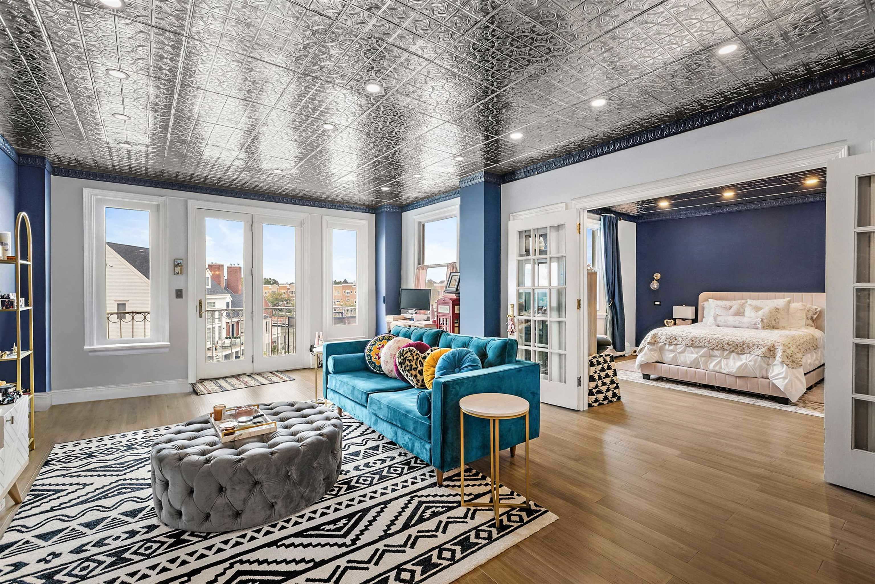 110 SHEARWATER CT EAST Unit: 33