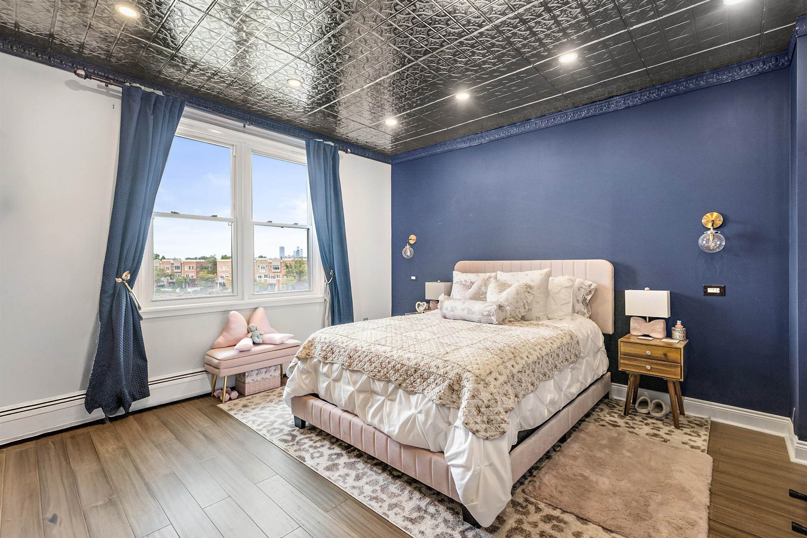 110 SHEARWATER CT EAST Unit: 33