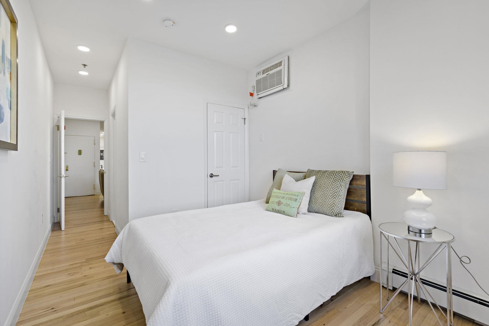 110 WASHINGTON ST Unit: 5