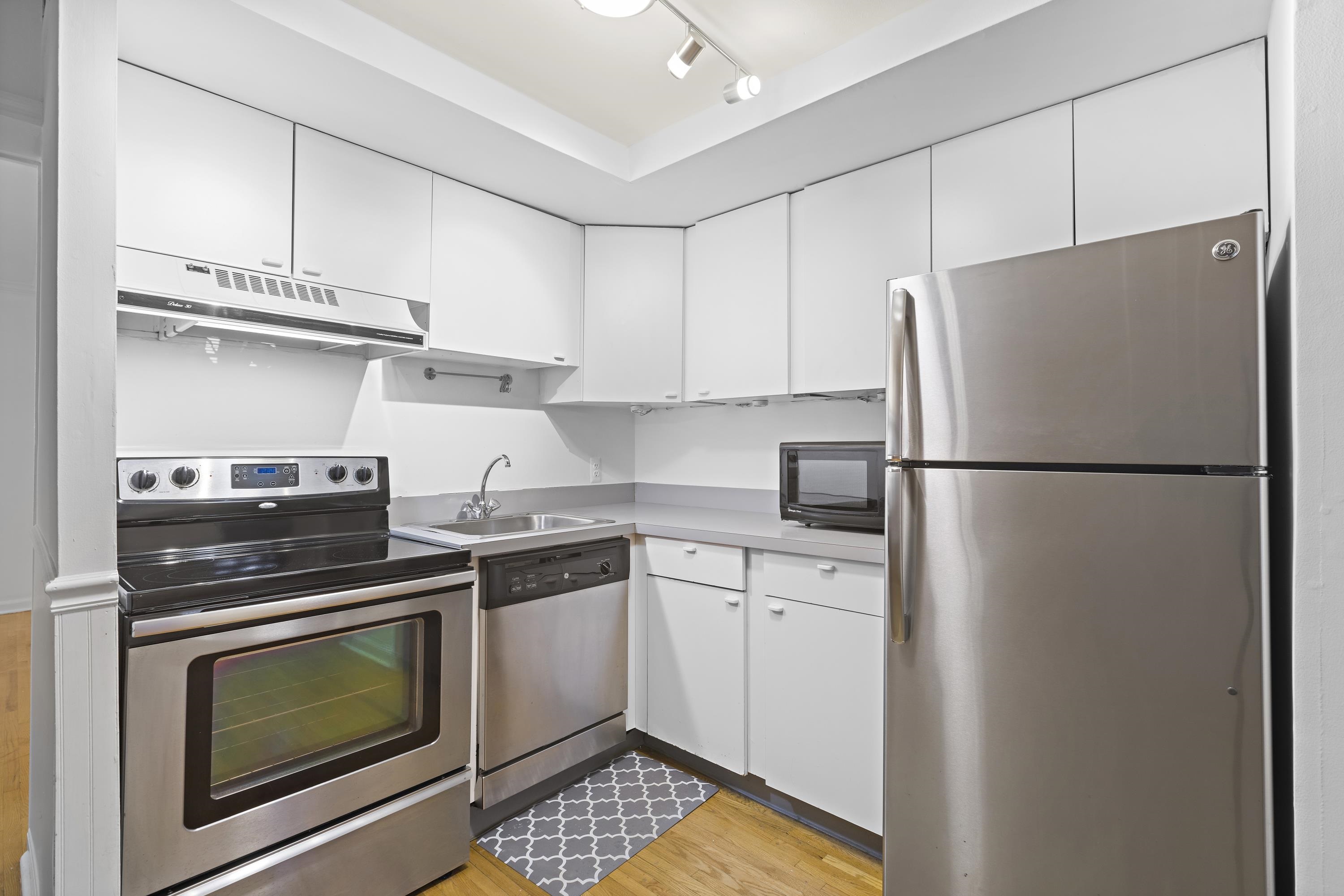 135 GARDEN ST Unit: 2