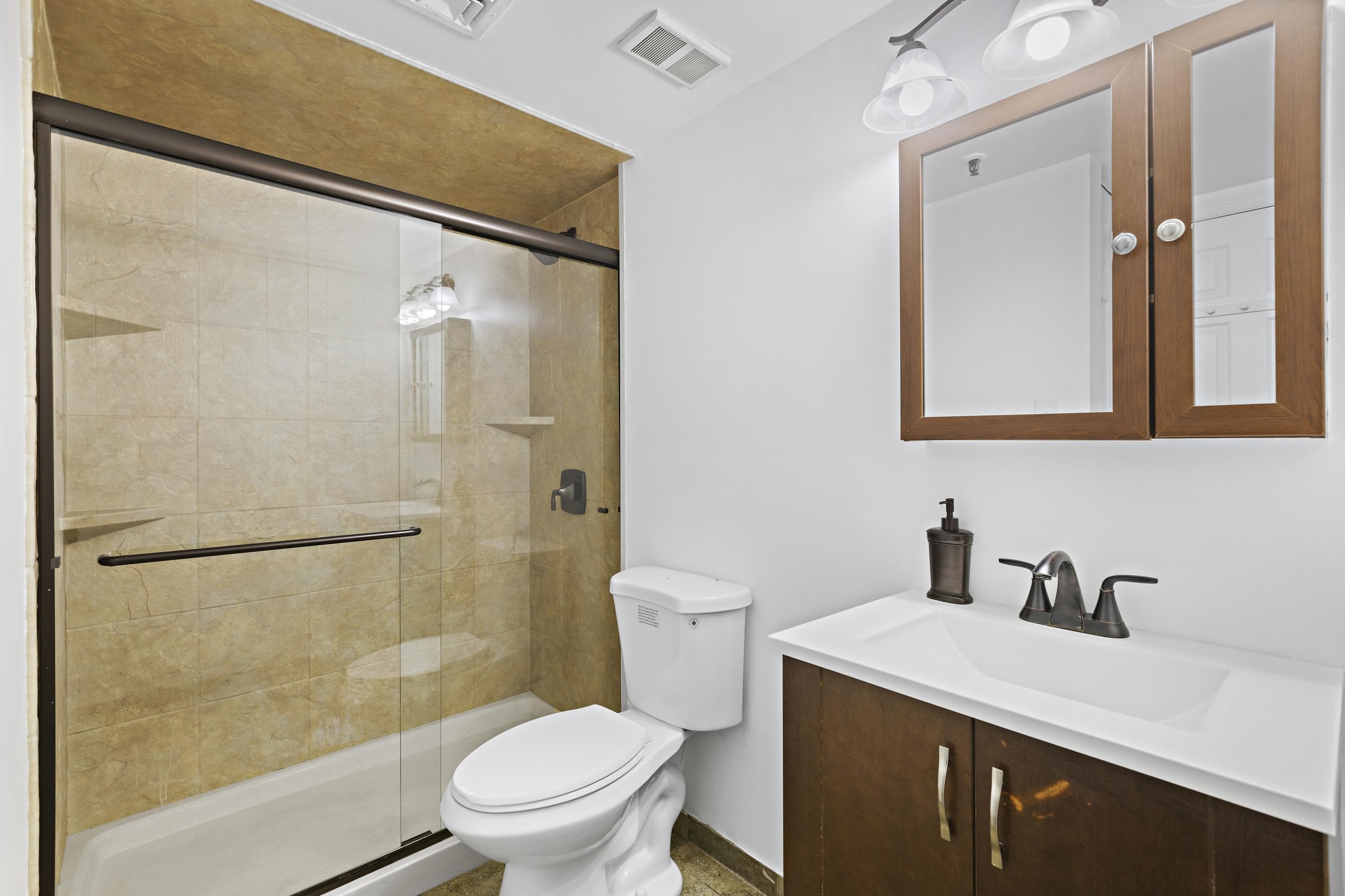 135 GARDEN ST Unit: 2