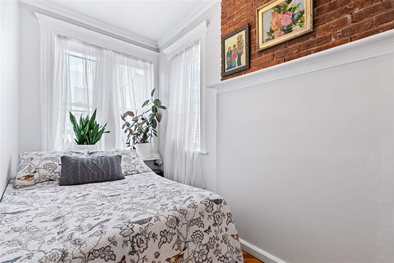 709 ADAMS ST Unit: 6