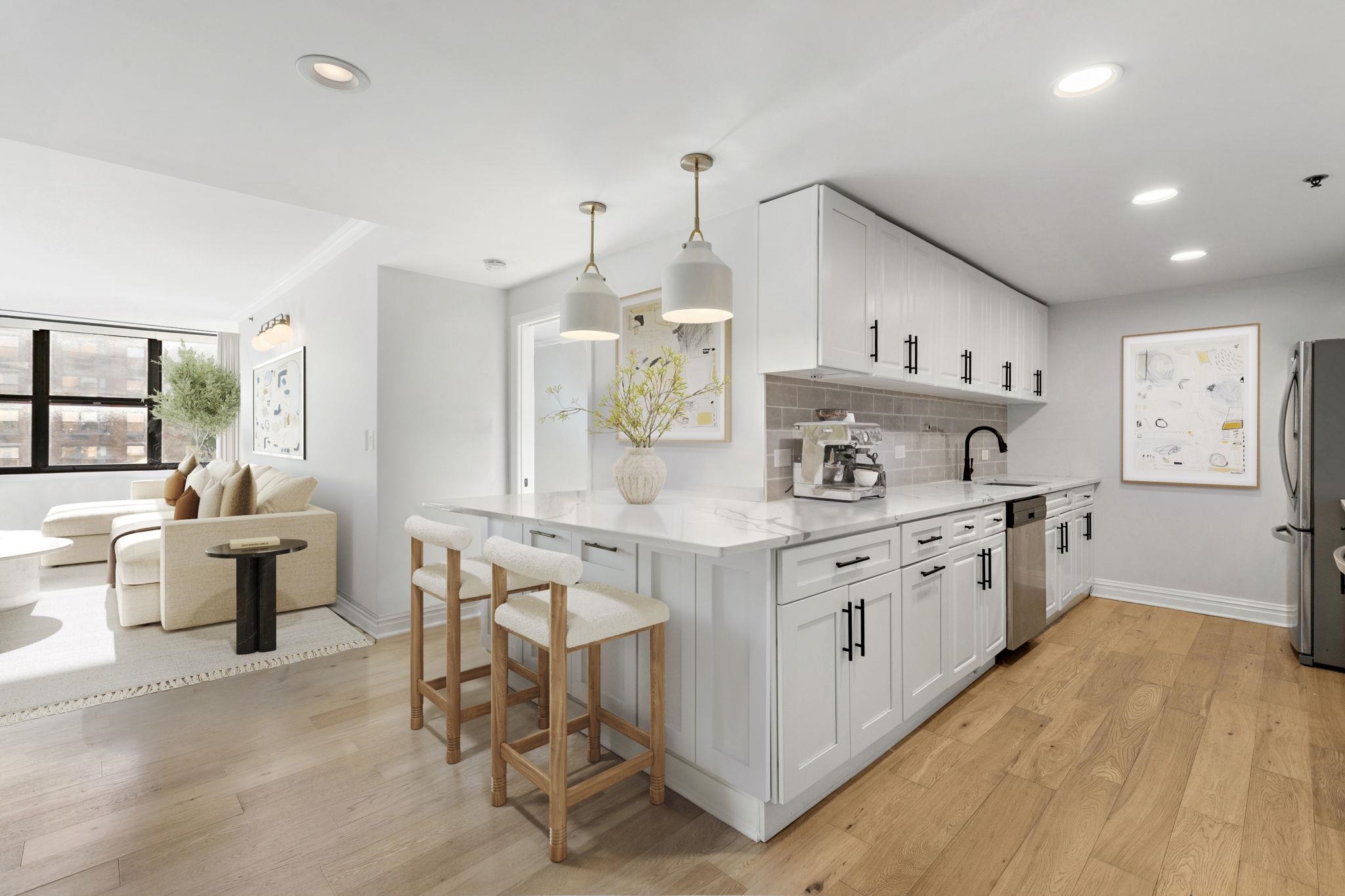 2 CONSTITUTION CT Unit: 909