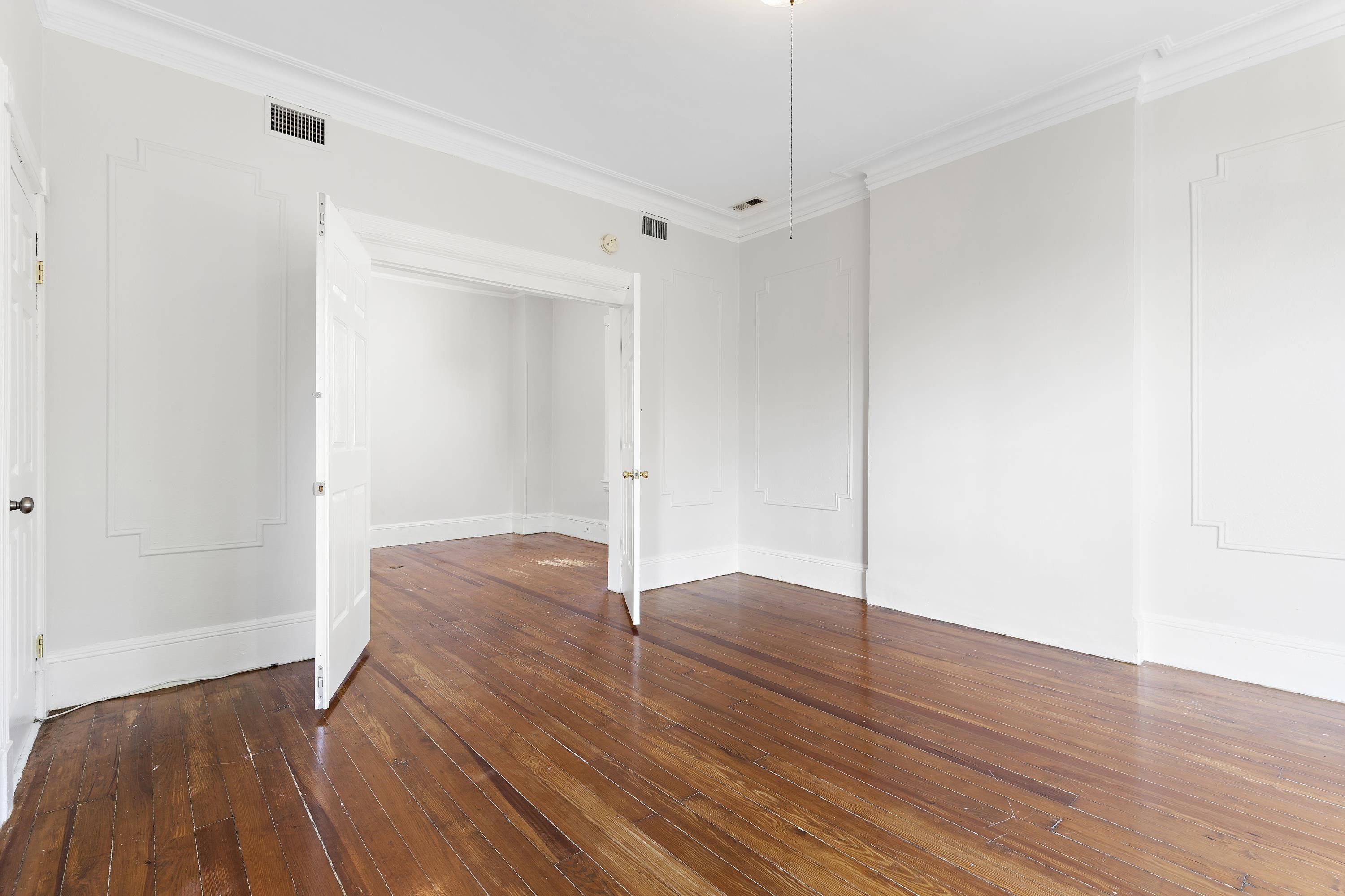 11 HUDSON PL Unit: 2