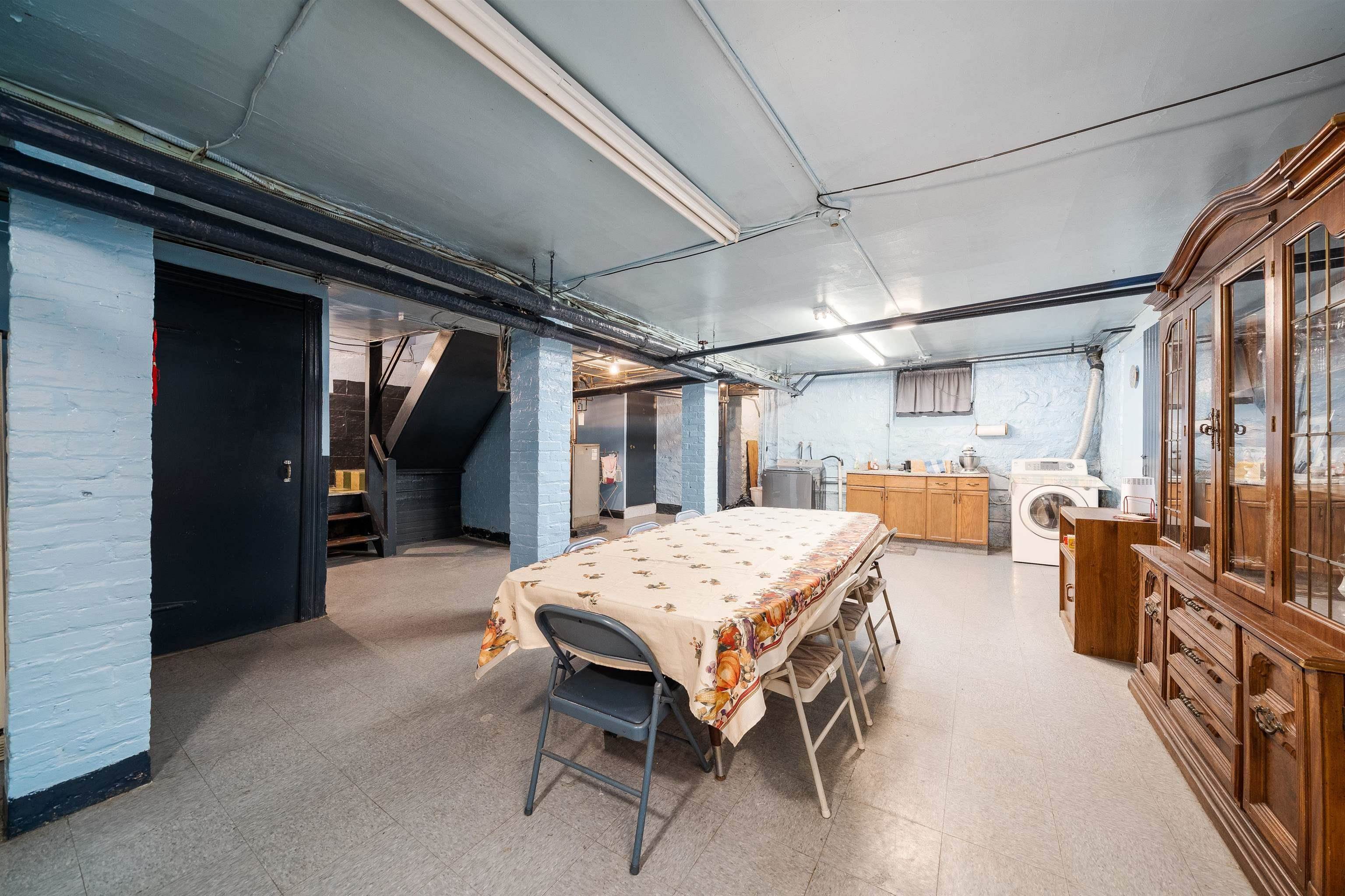 54-56 CLIFTON TERRACE