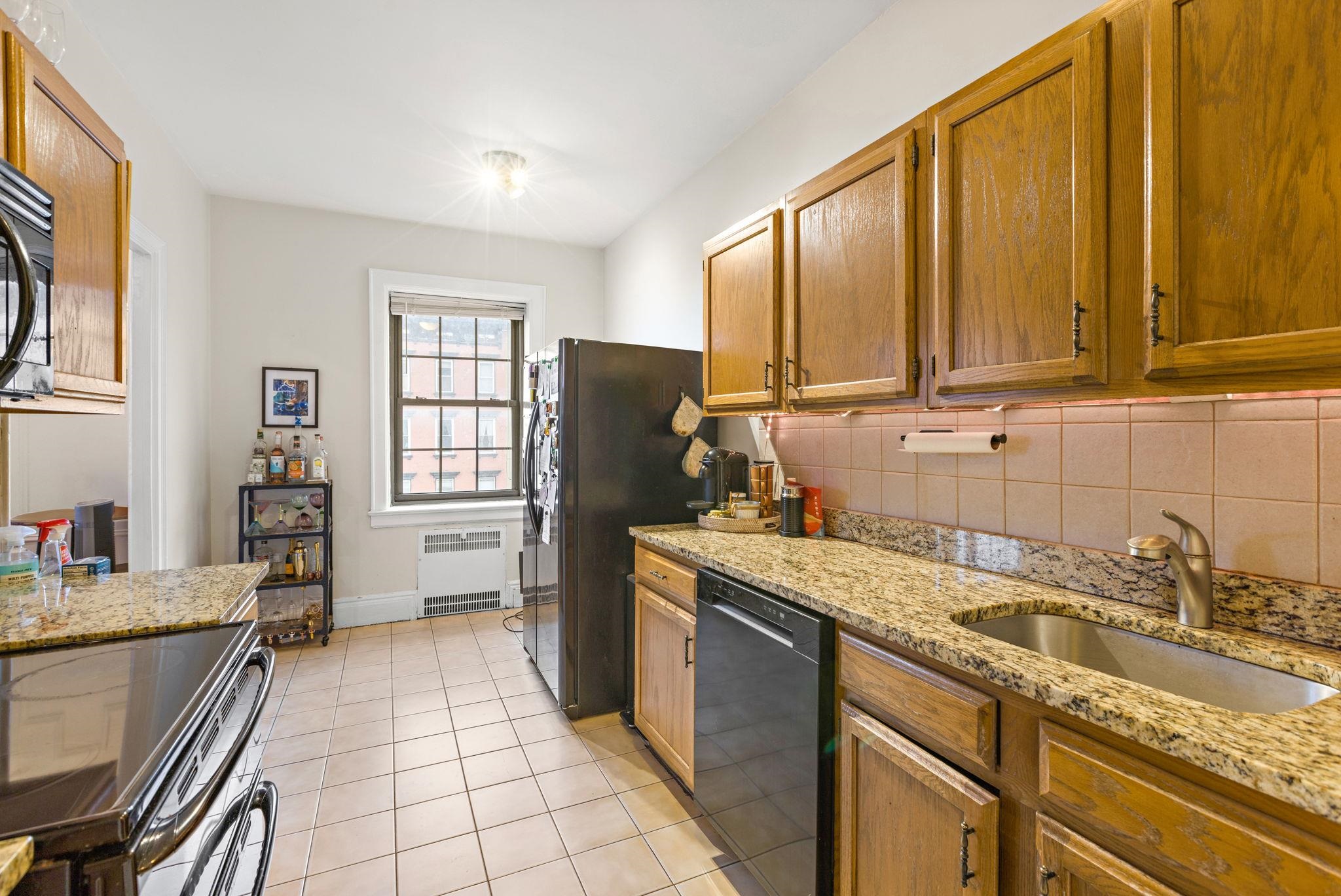 1015 WASHINGTON ST Unit: 30