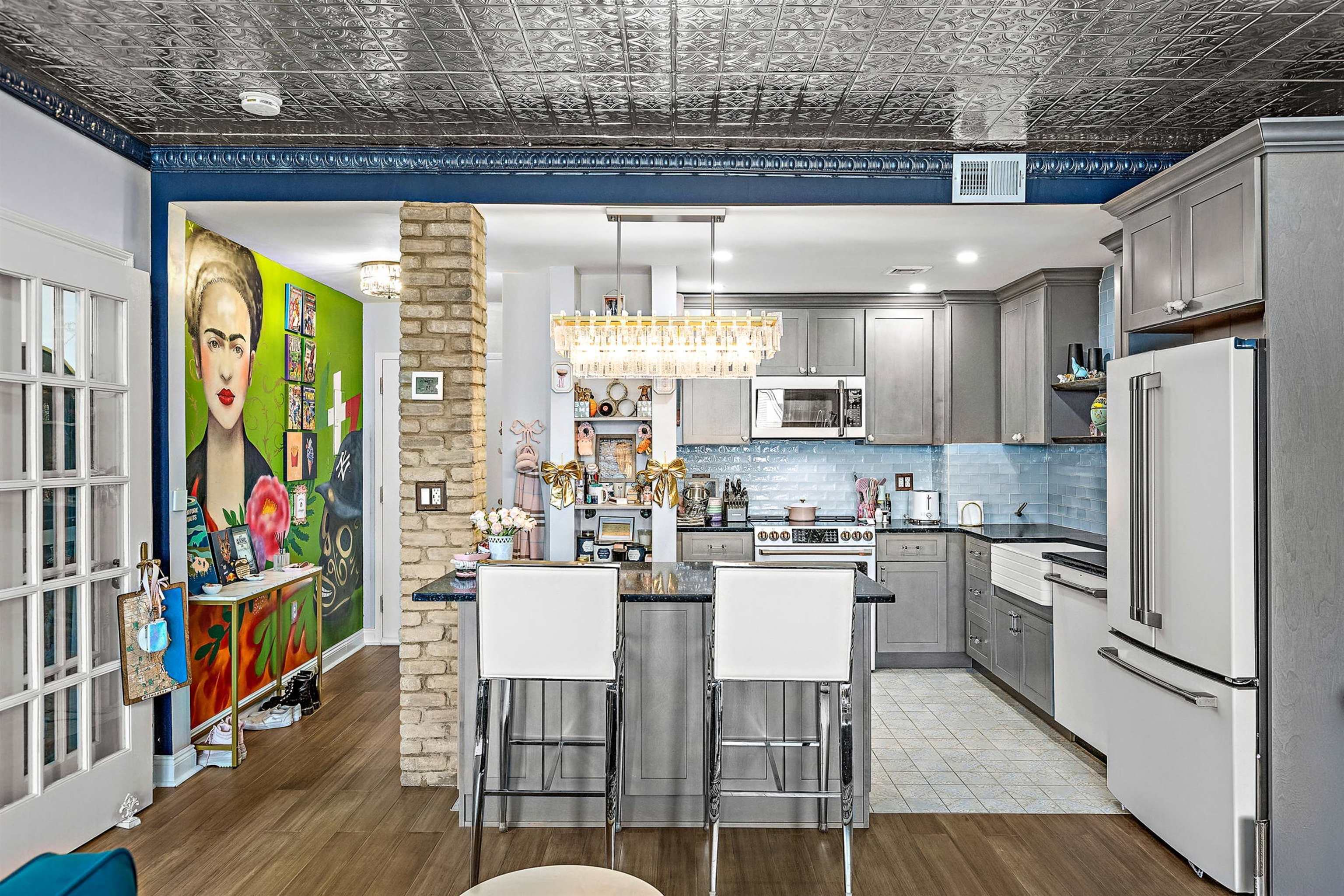 110 SHEARWATER CT EAST Unit: 33