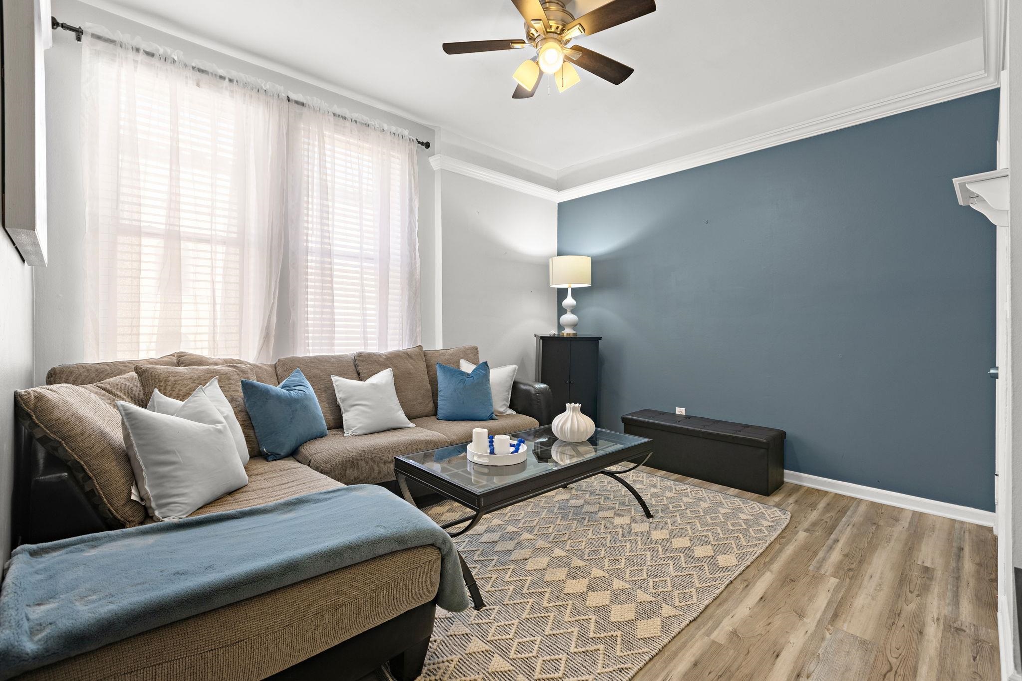 423 JEFFERSON ST Unit: 7