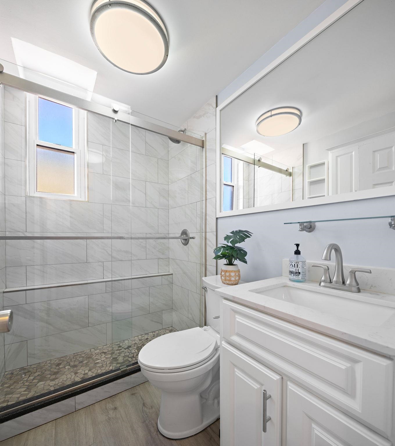 423 JEFFERSON ST Unit: 7